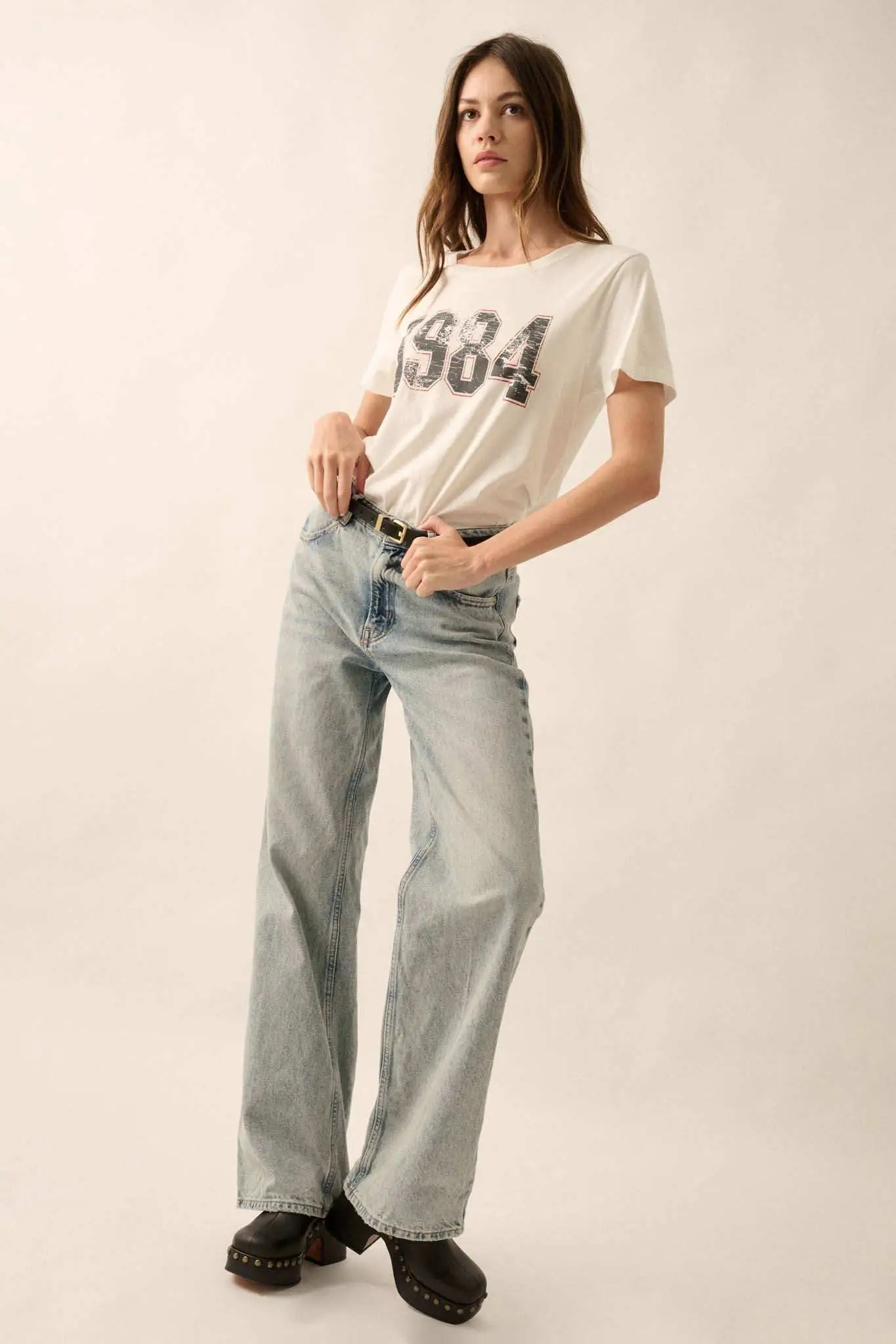 1984 Vintage-Print Varsity Graphic Tee - Image 4
