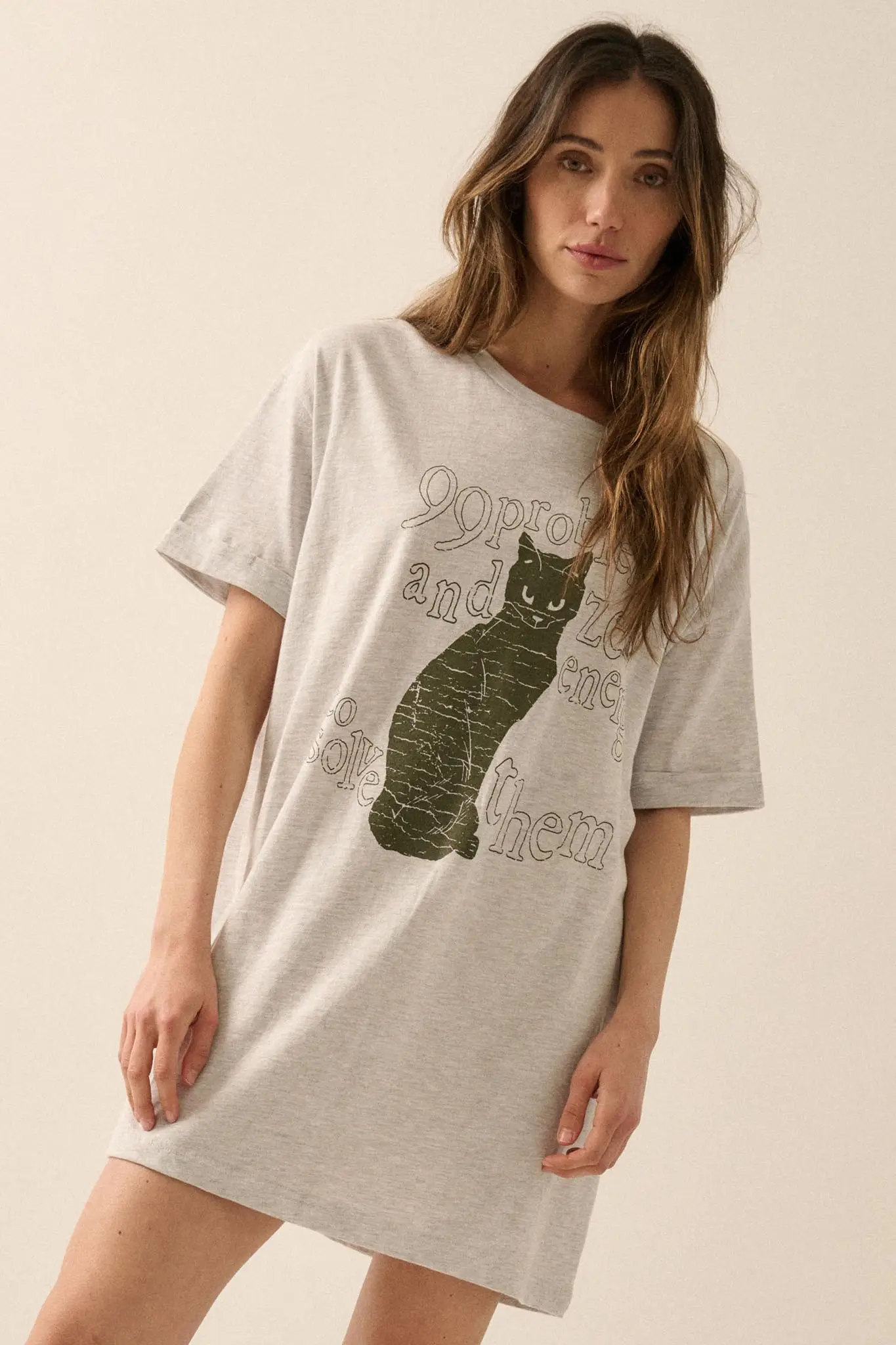 99 Problems Vintage-Print Oversize Cat Graphic Tee - Image 4