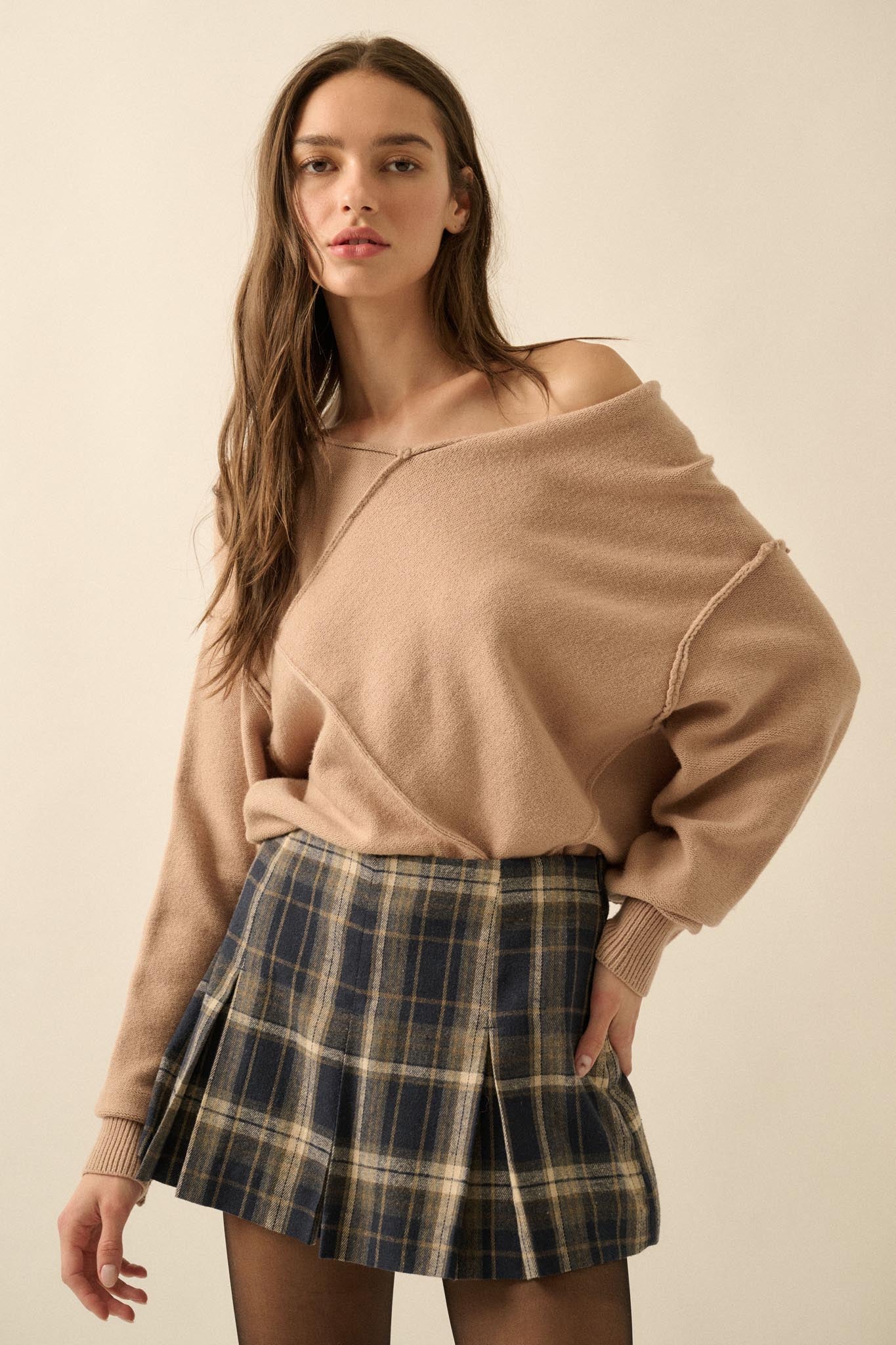 A Cute Angle Asymmetrical Exposed-Seam Sweater - Image 13
