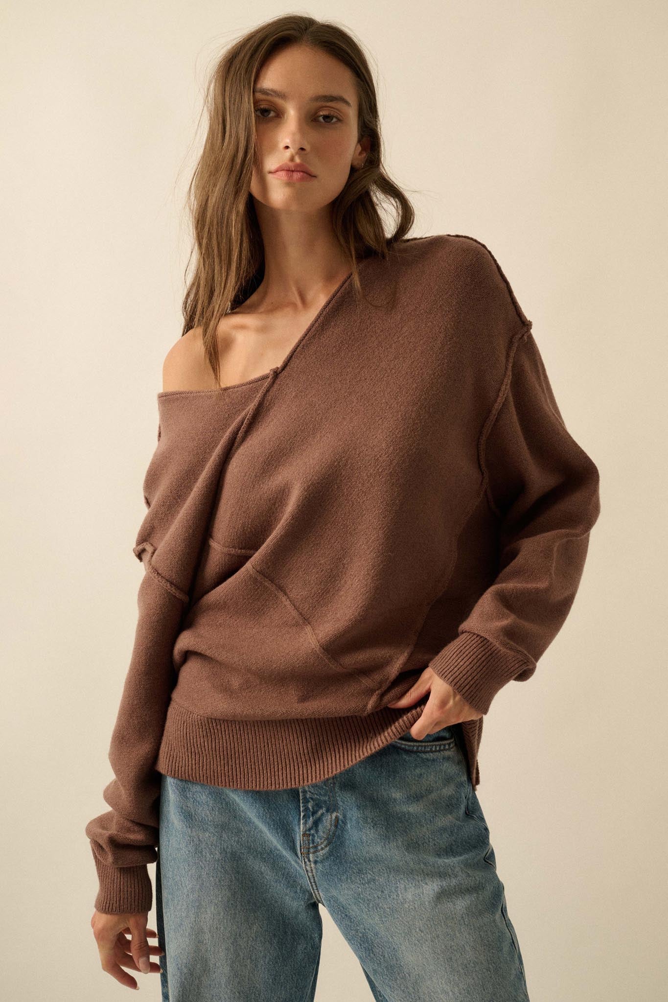 A Cute Angle Asymmetrical Exposed-Seam Sweater - Image 16