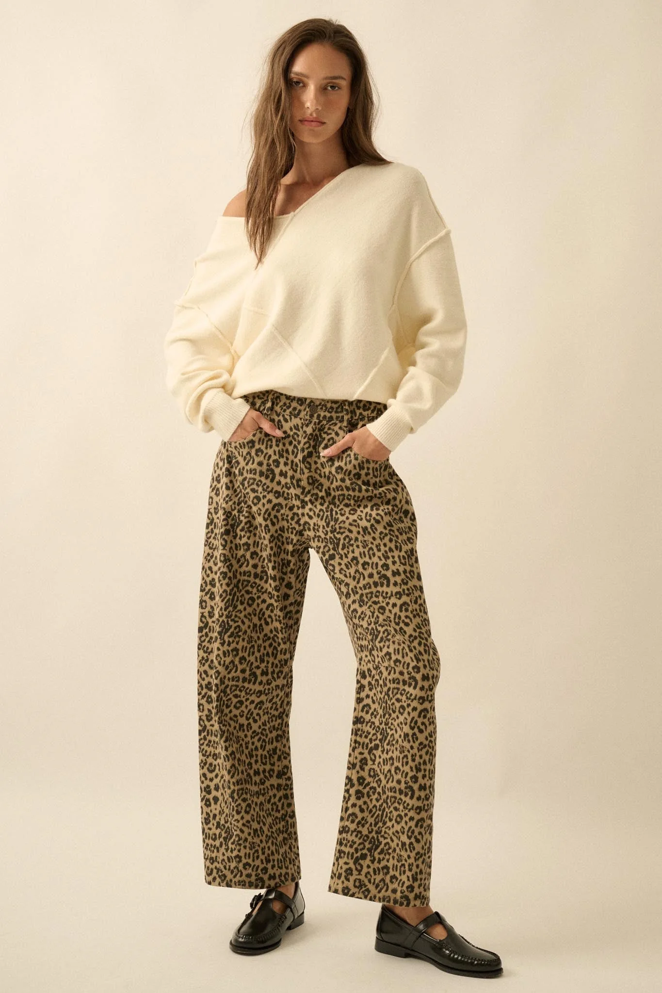 A Cute Angle Asymmetrical Exposed-Seam Sweater - Image 6