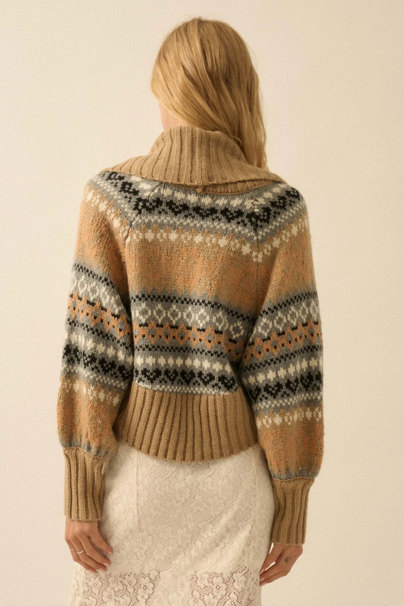 Après Chic Alpine-Knit Shrug and Tube Top Set - Image 15