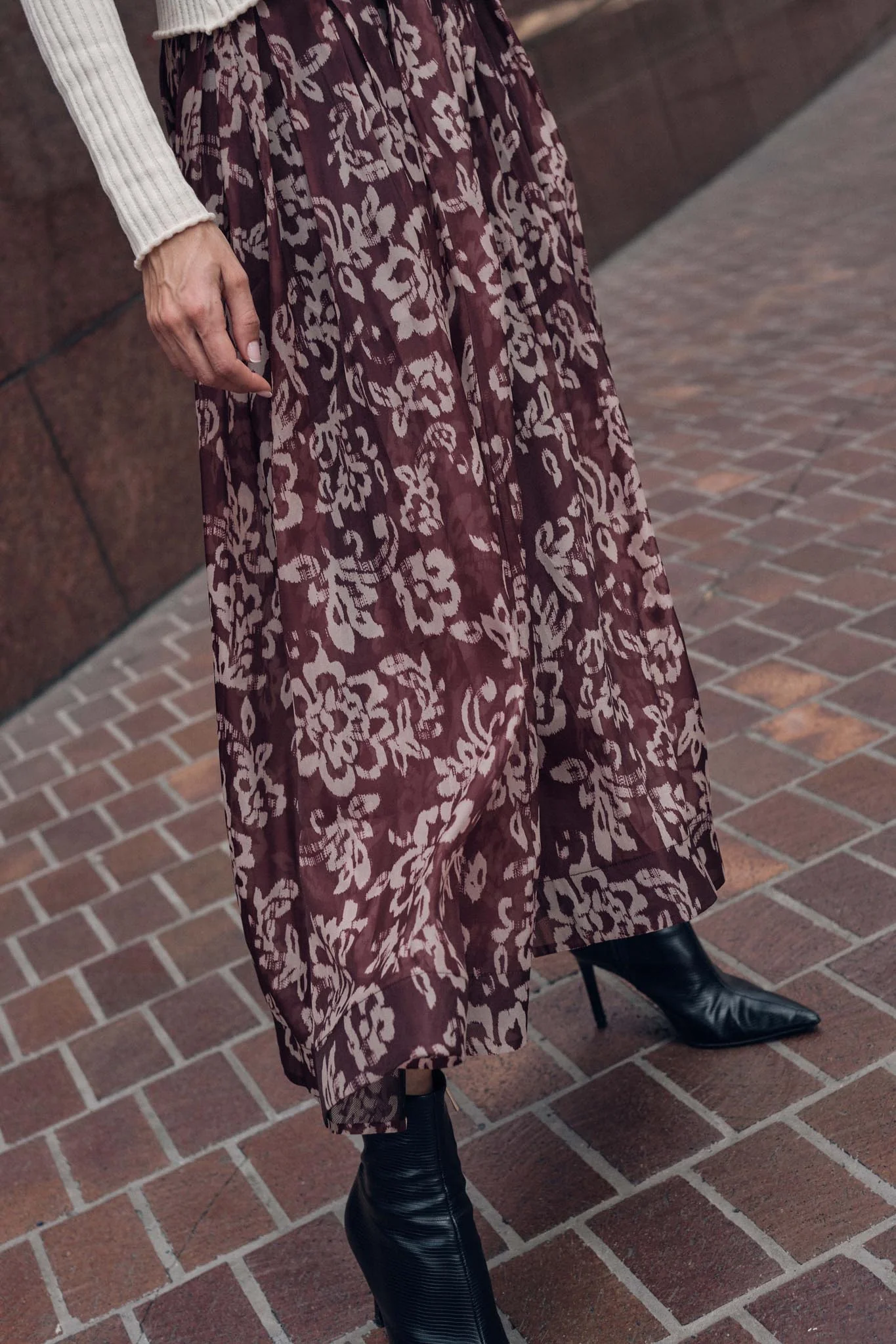 Blooming Grace Floral Organza Circle Midi Skirt - Image 5