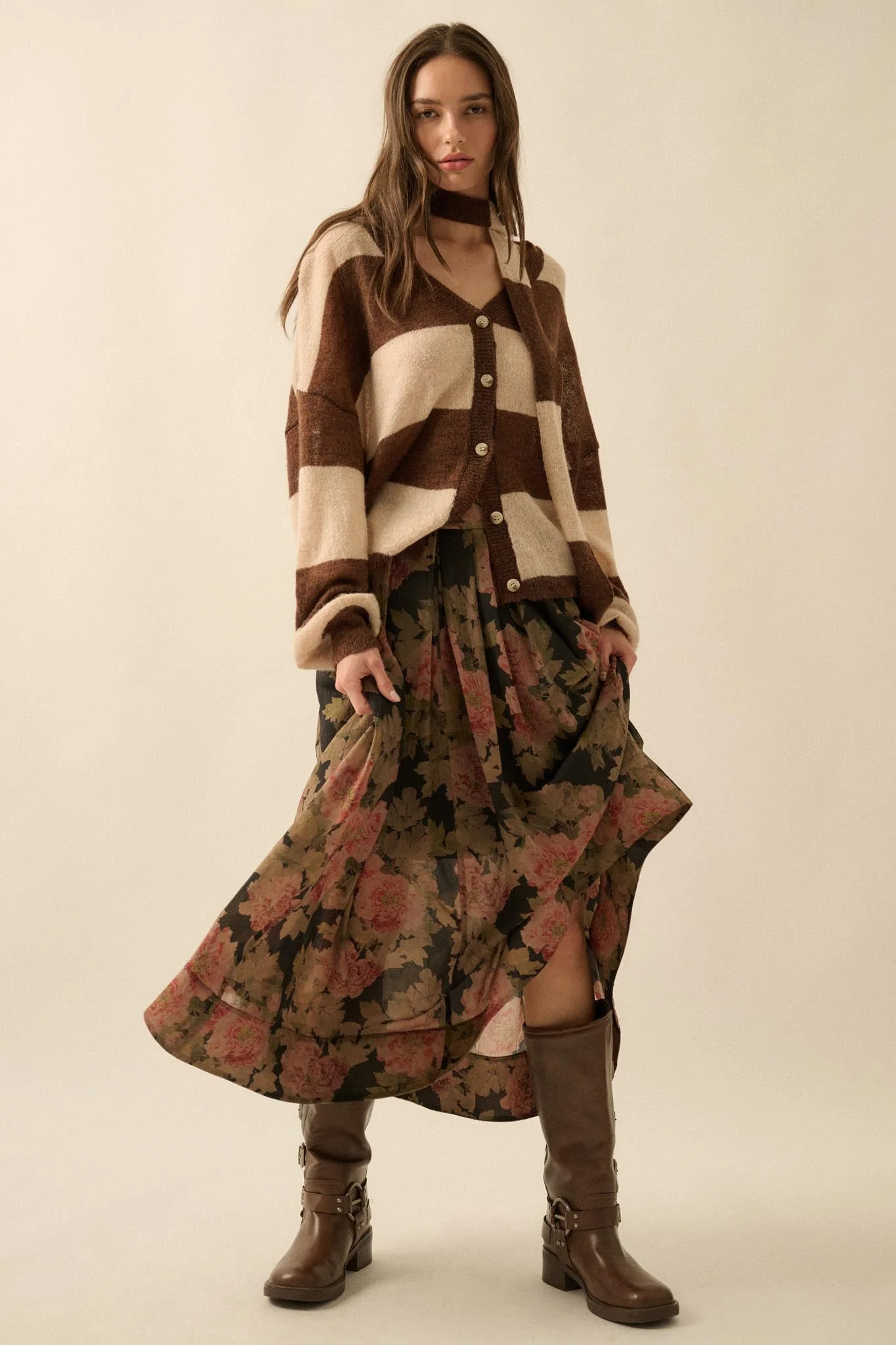 Blooming Tranquility Pleated Floral Midi Skirt - Image 10
