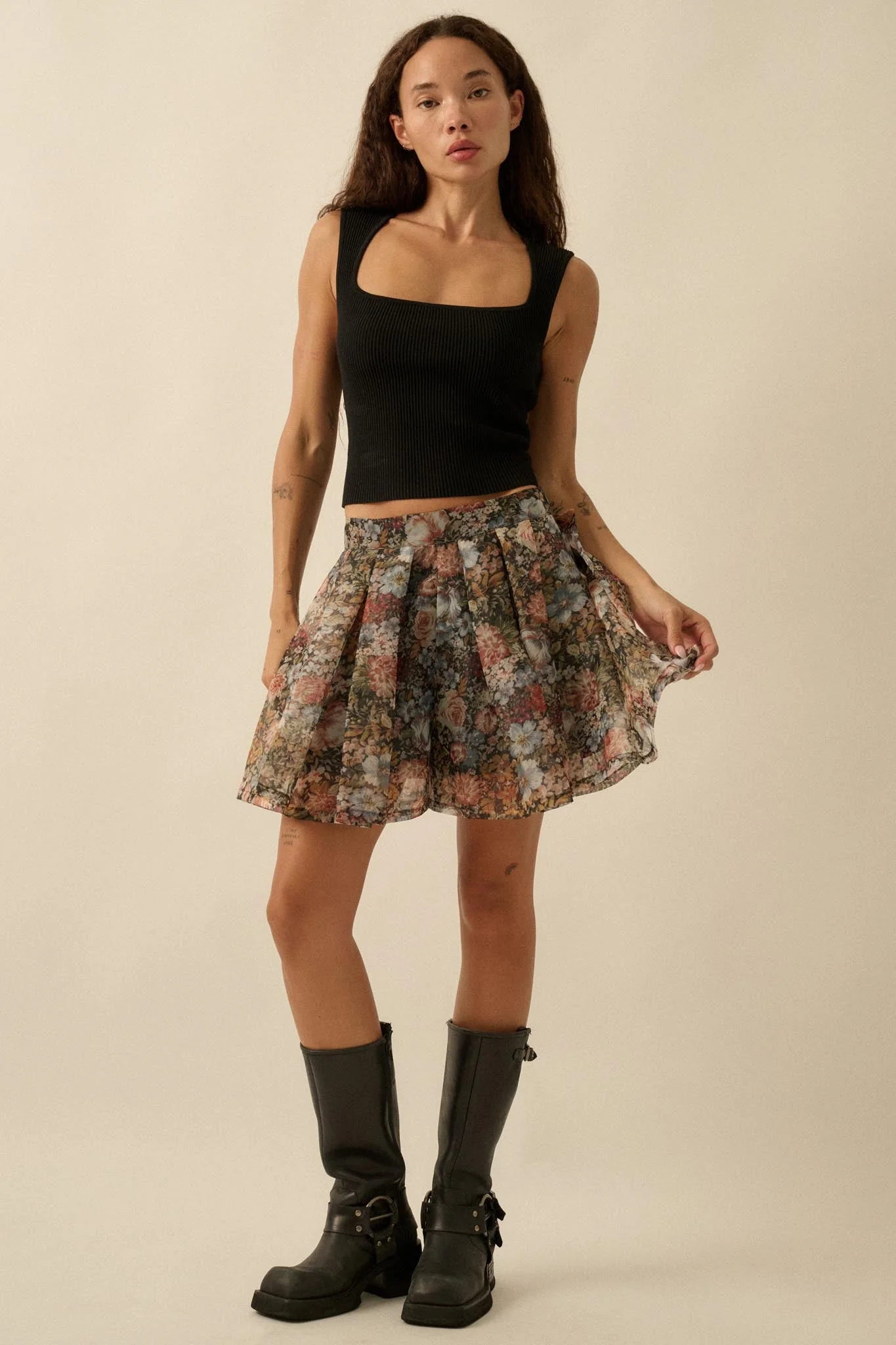 Blossoming Autumn Floral Organza Pleated Skort - Image 4