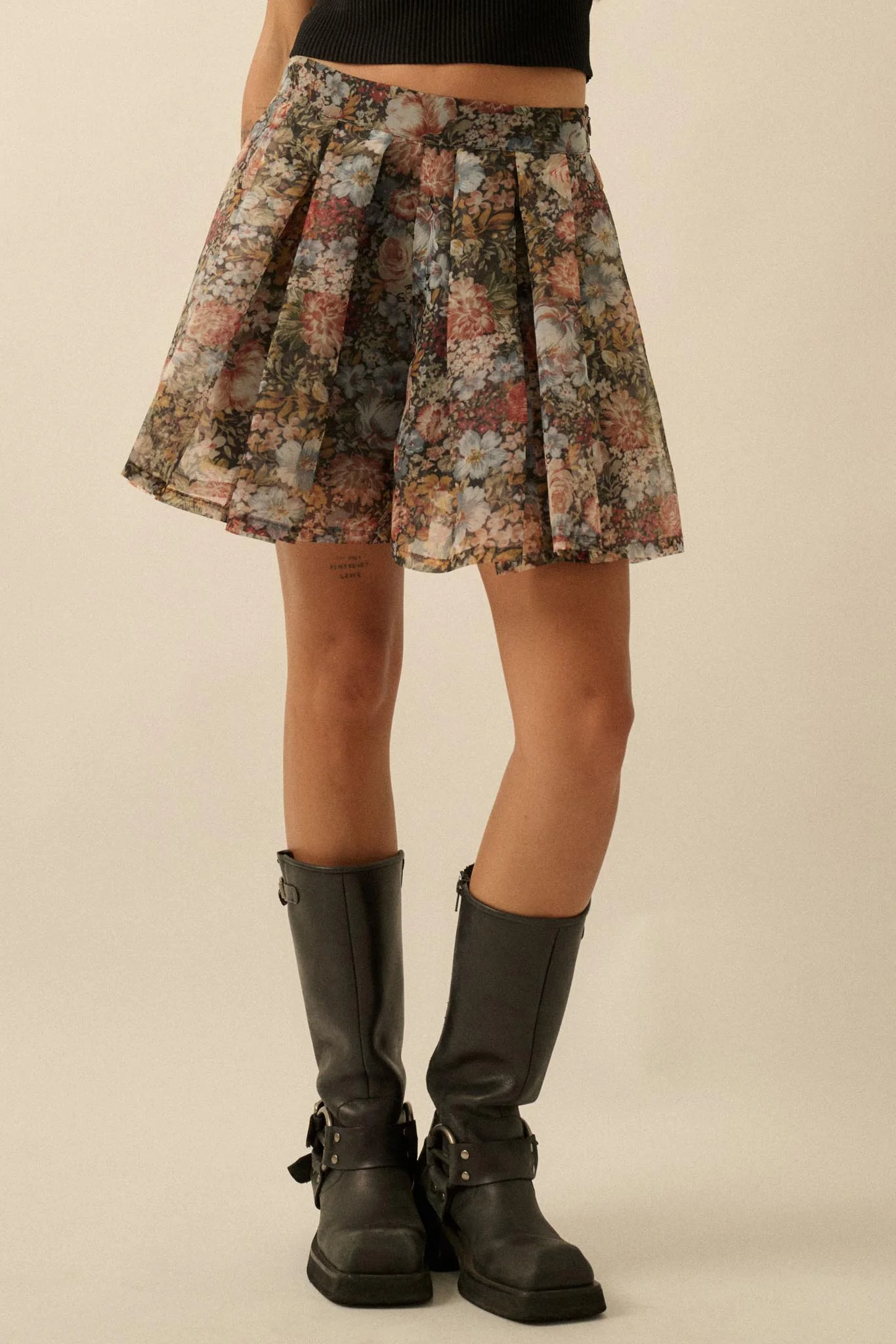 Blossoming Autumn Floral Organza Pleated Skort - Image 6