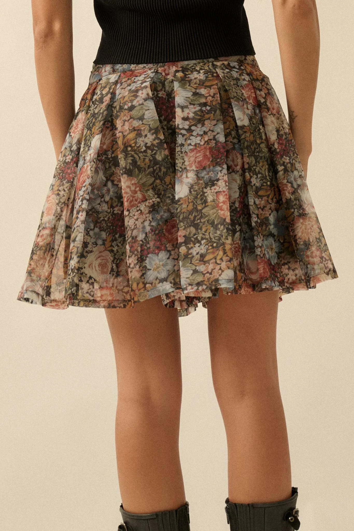Blossoming Autumn Floral Organza Pleated Skort - Image 9