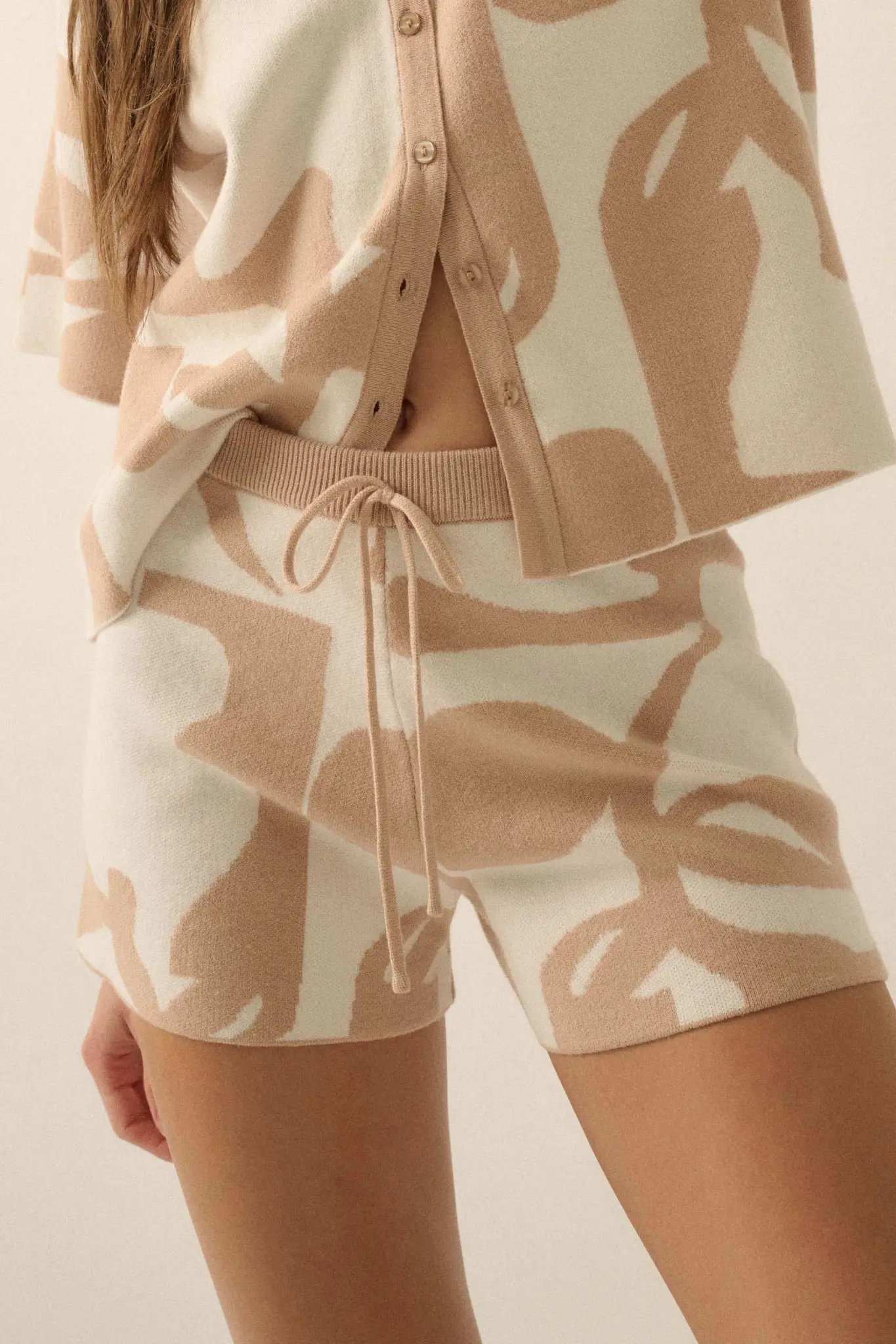 Bold Blooms Floral Jacquard Knit Sweater Shorts - Image 7