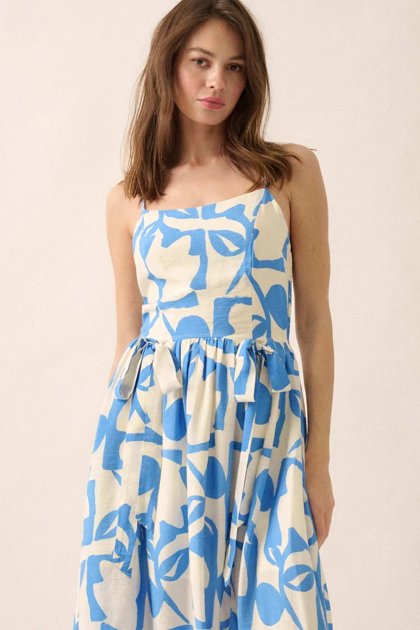 Bold Bouquet Abstract Floral Pocket Midi Dress - Image 8