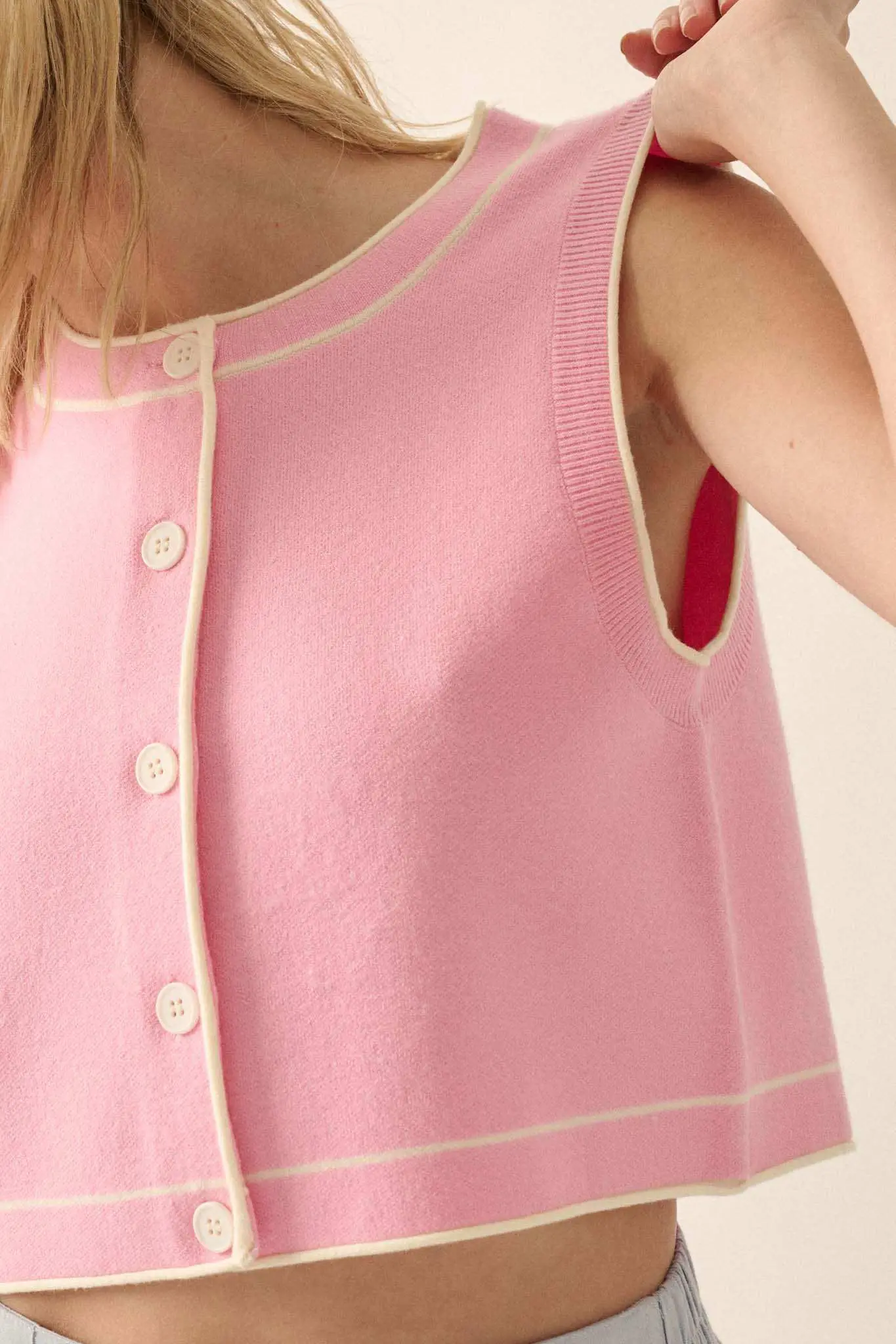 Break Out Sleeveless Button-Up Cropped Sweater - Image 4