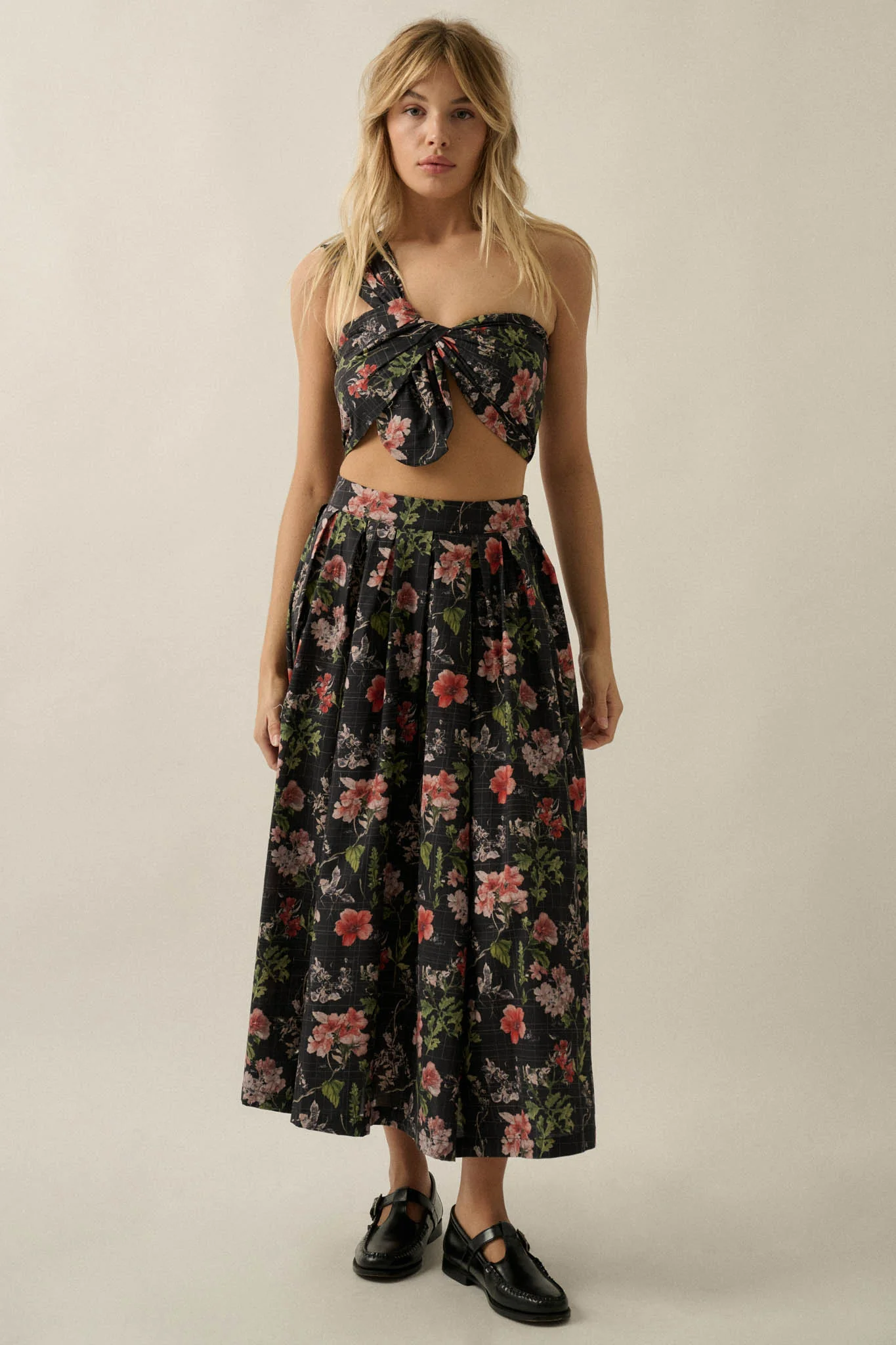 Budding Bouquet Floral One-Shoulder Bandeau Top - Image 3