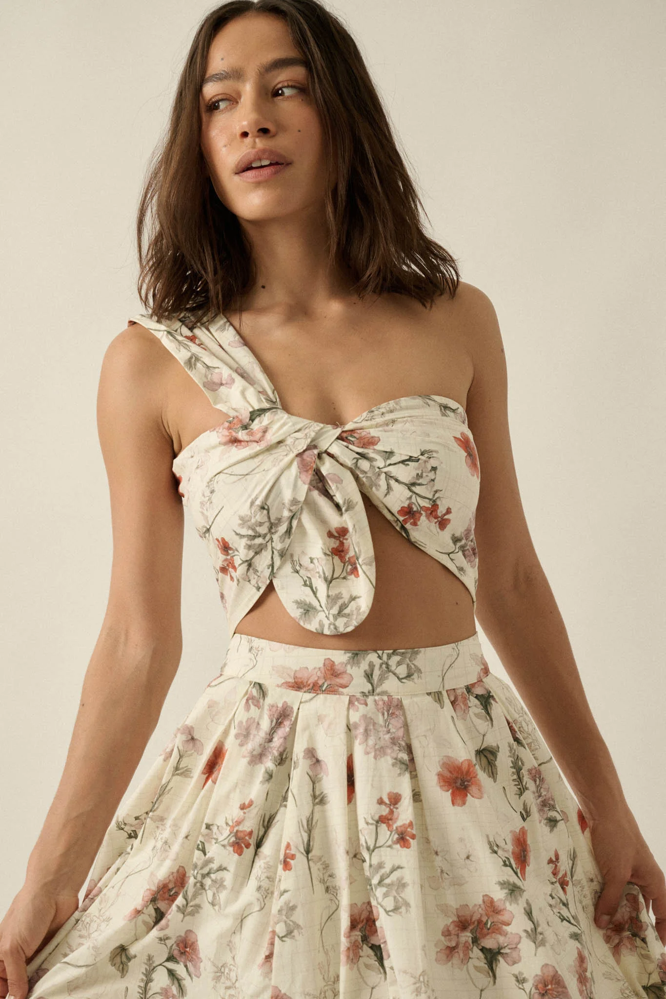 Budding Bouquet Floral One-Shoulder Bandeau Top - Image 7