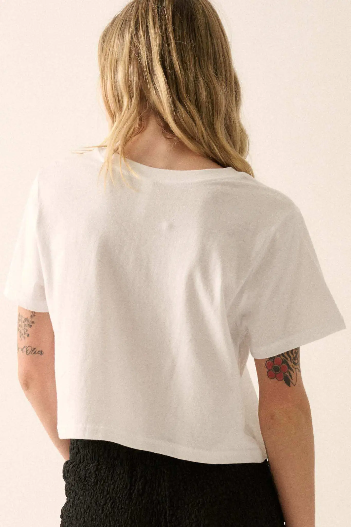 Bunches of Bows Garment-Wash Cropped Graphic Tee - Image 9
