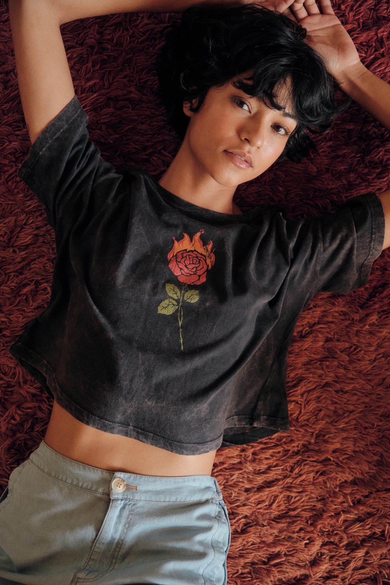 Burning Rose Vintage-Wash Cropped Graphic Tee - Image 2