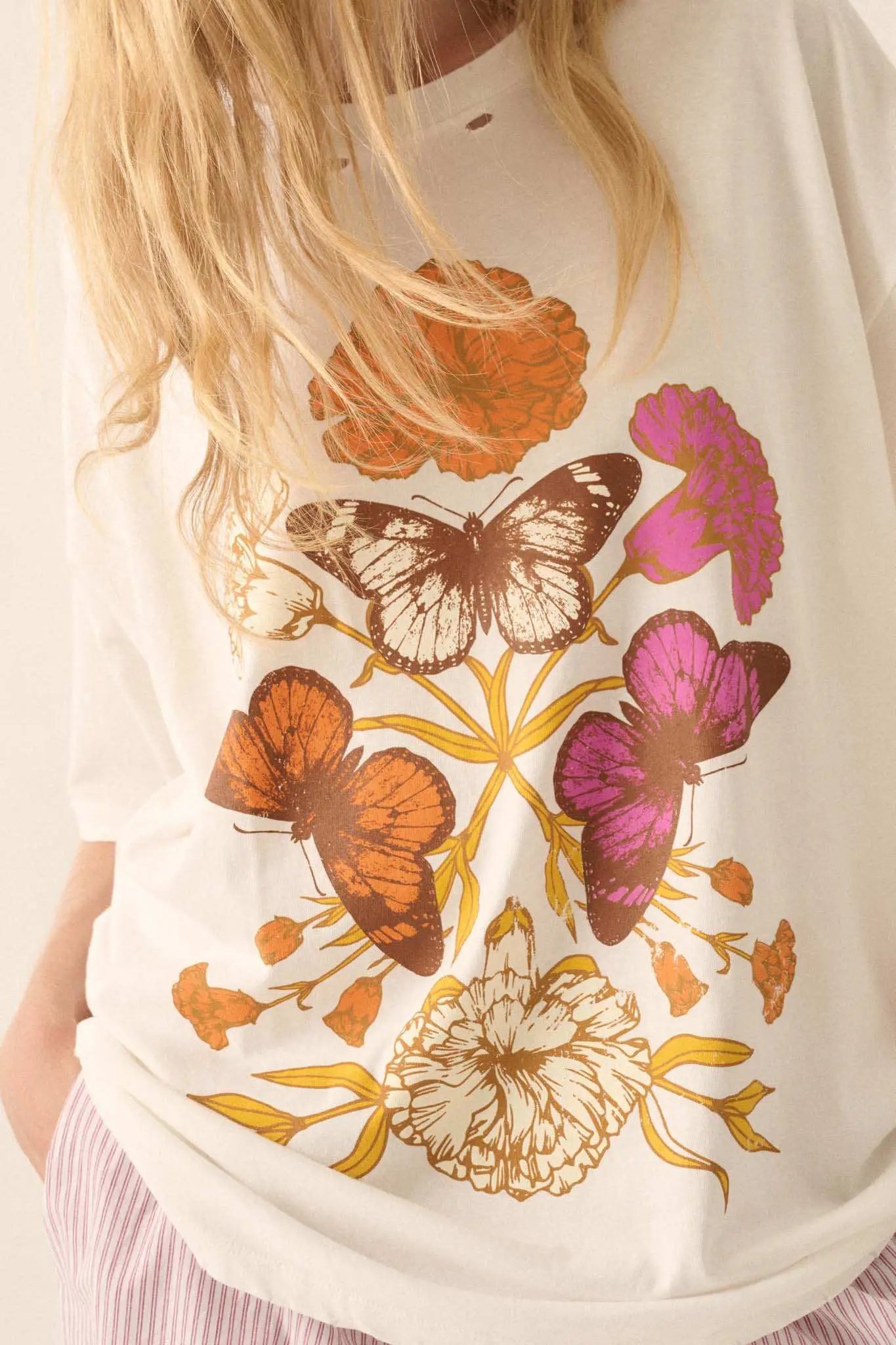 Butterfly Fantasy Distressed Oversize Graphic Tee - Image 4