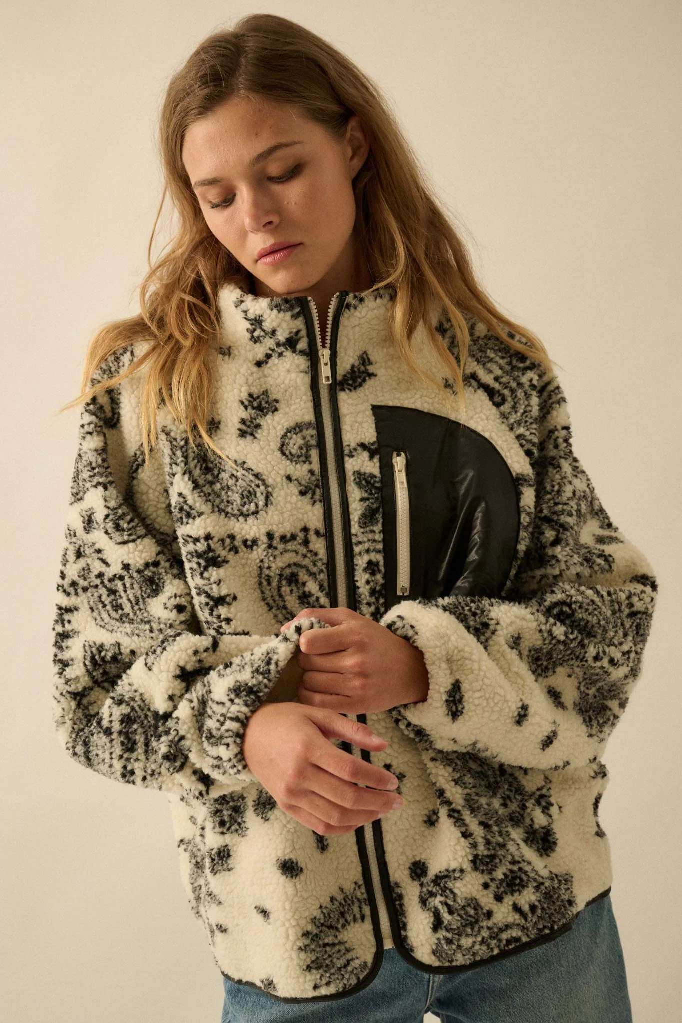Chasing Dreams Paisley-Print Fleece Zip-Up Jacket - Image 10