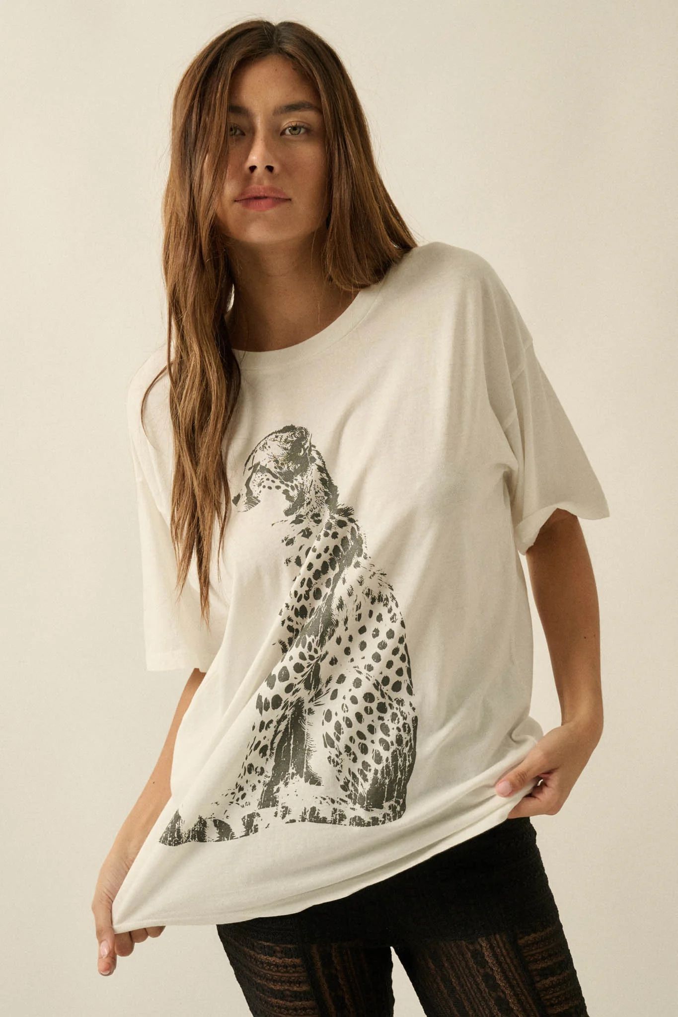 Chill Cheetah Oversize Vintage Graphic Tee - Image 4