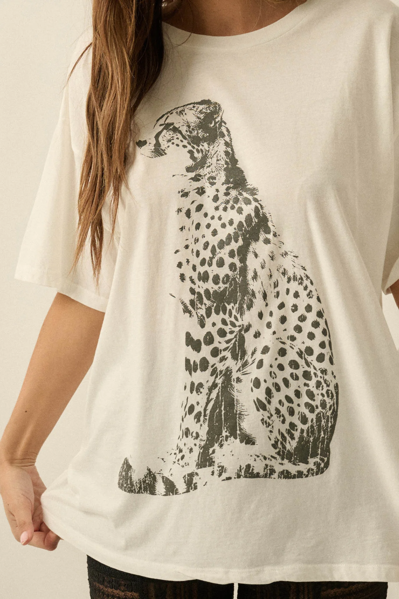 Chill Cheetah Oversize Vintage Graphic Tee - Image 5