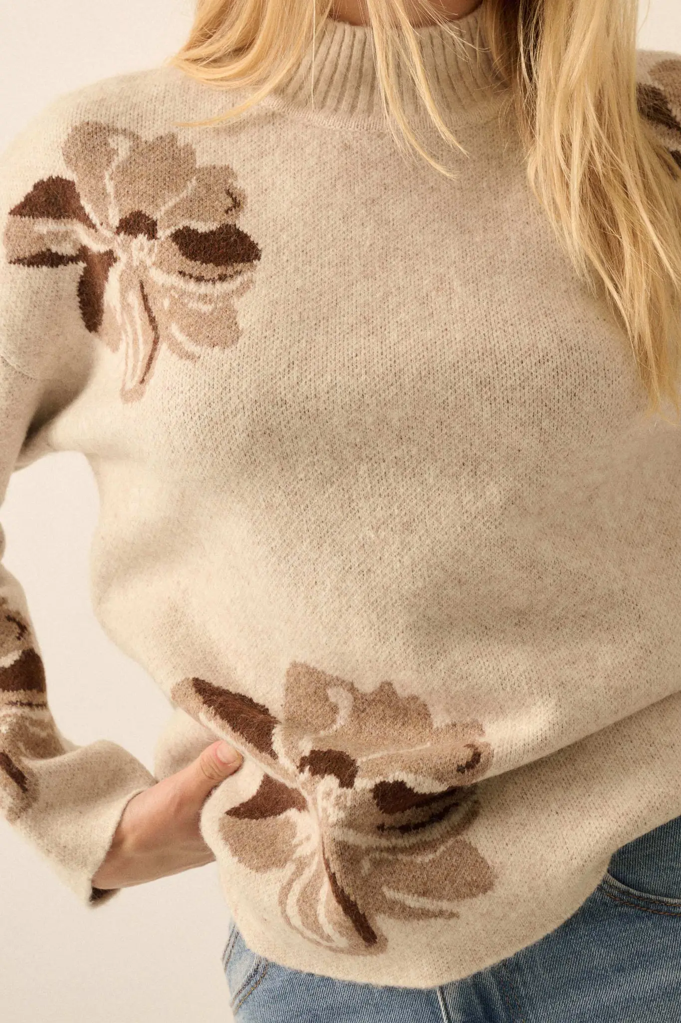 Comfy Flowers Mock-Neck Floral Jacquard Sweater - Image 9