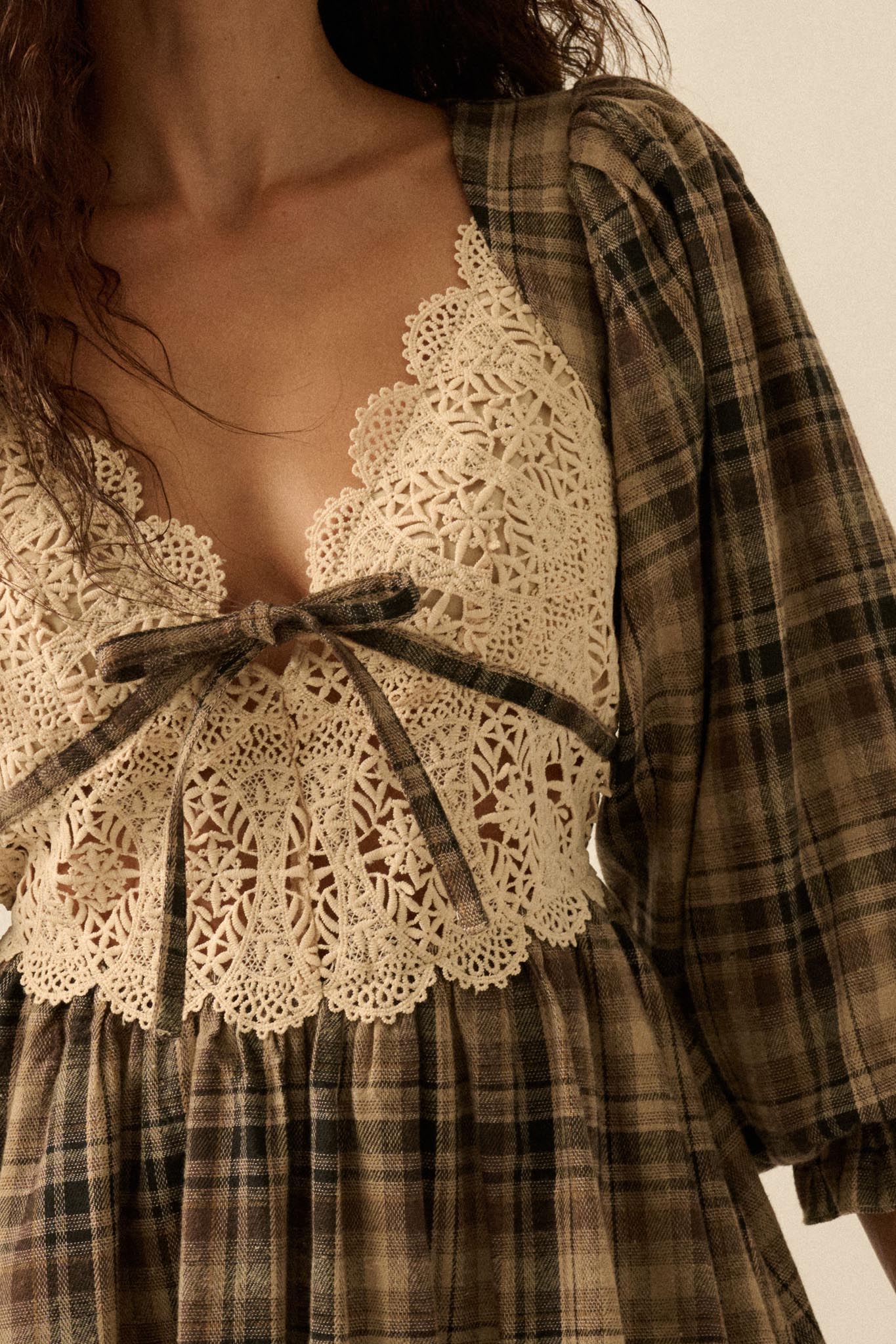 Country Cottage Plaid and Lace Bubble Mini Dress - Image 11