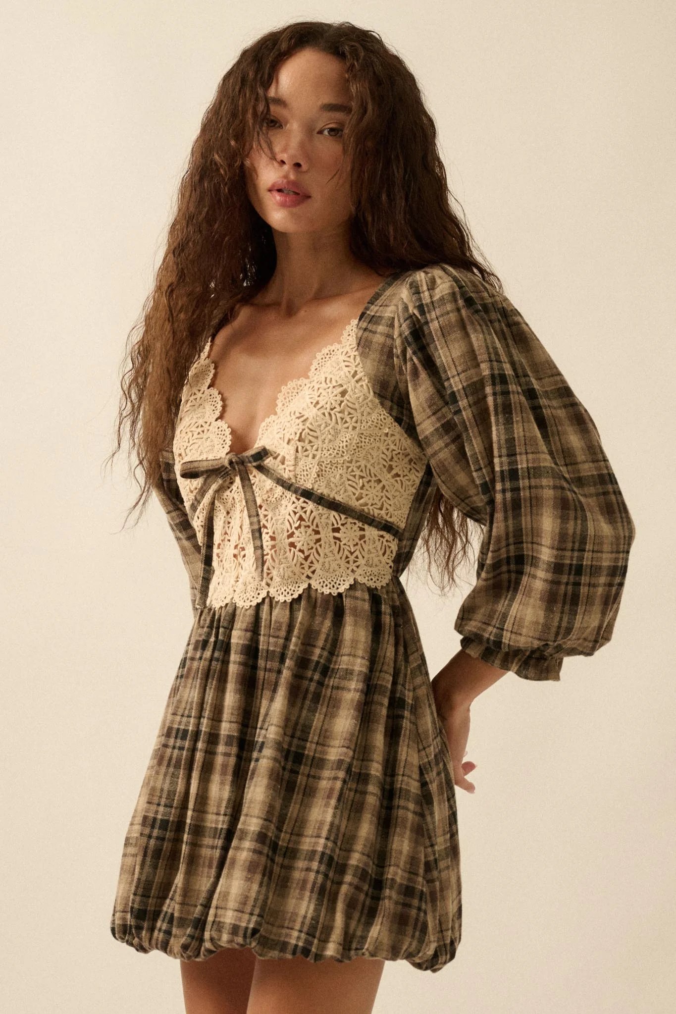 Country Cottage Plaid and Lace Bubble Mini Dress - Image 14