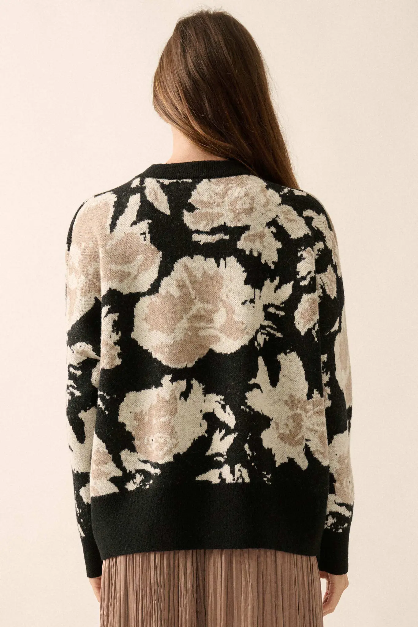 Cuddly Blossoms Oversize Floral Jacquard Sweater - Image 12