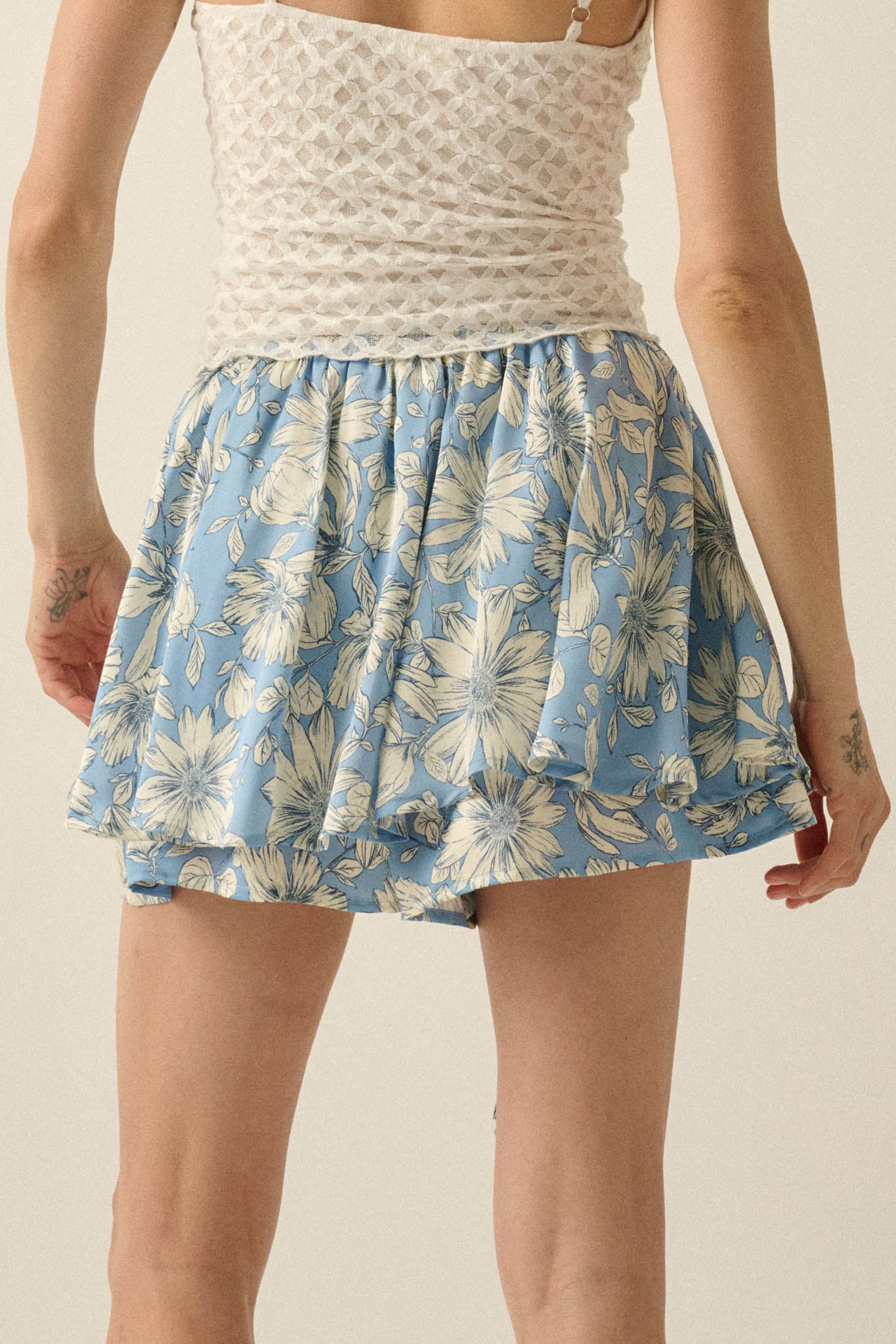 Dancing Daisies Floral Satin Drawstring Mini Skort - Image 13