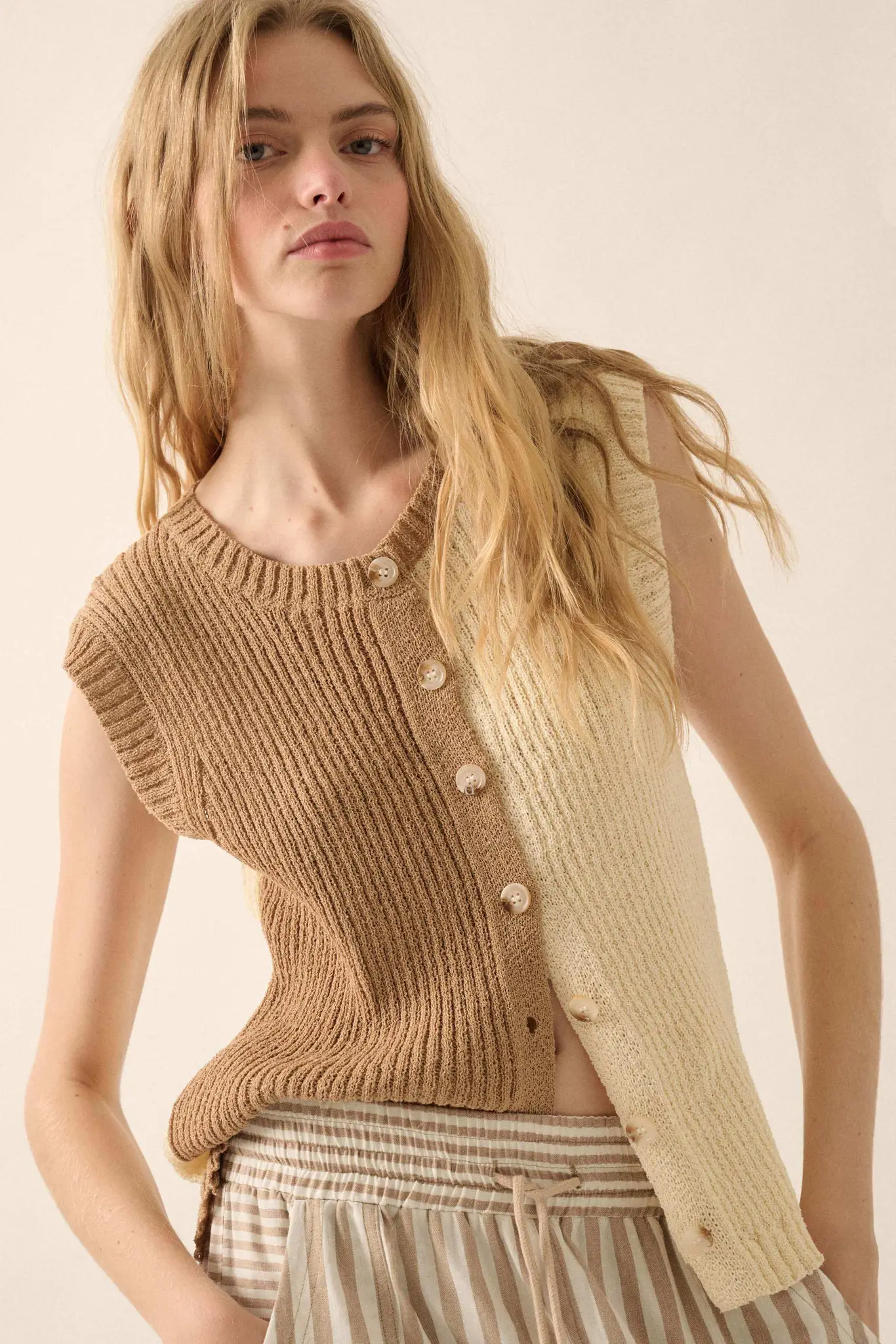 Double Date Colorblock Knit Buttoned Sweater Vest - Image 17