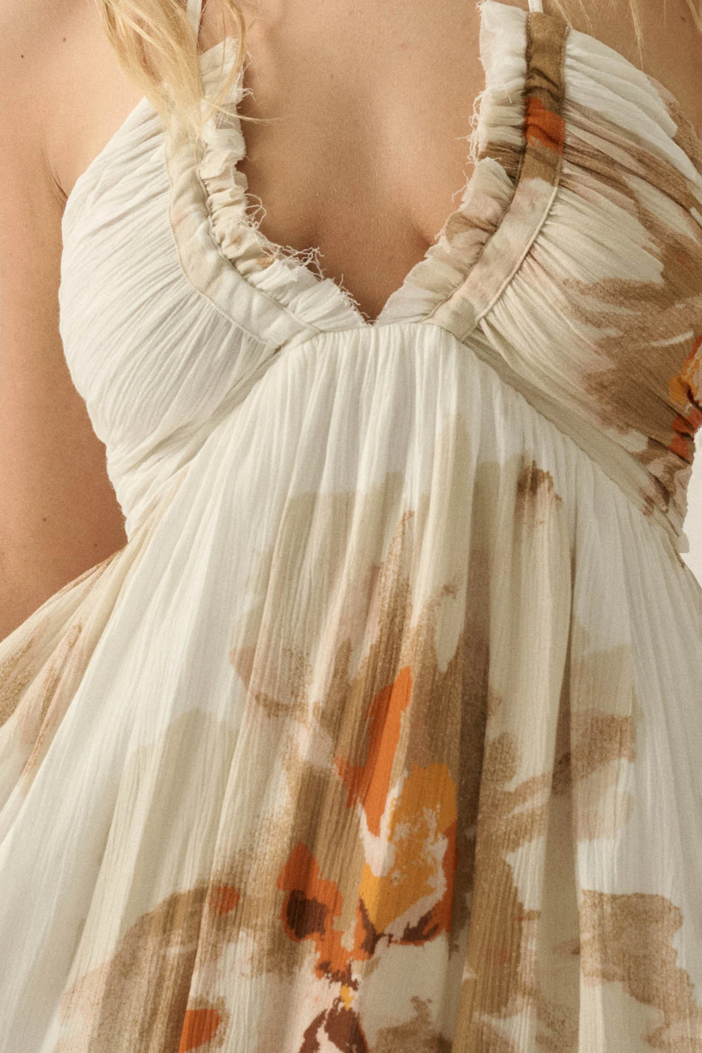 Dreams Abloom Floral Crepe Tie-Back Halter Maxi Dress - Image 5