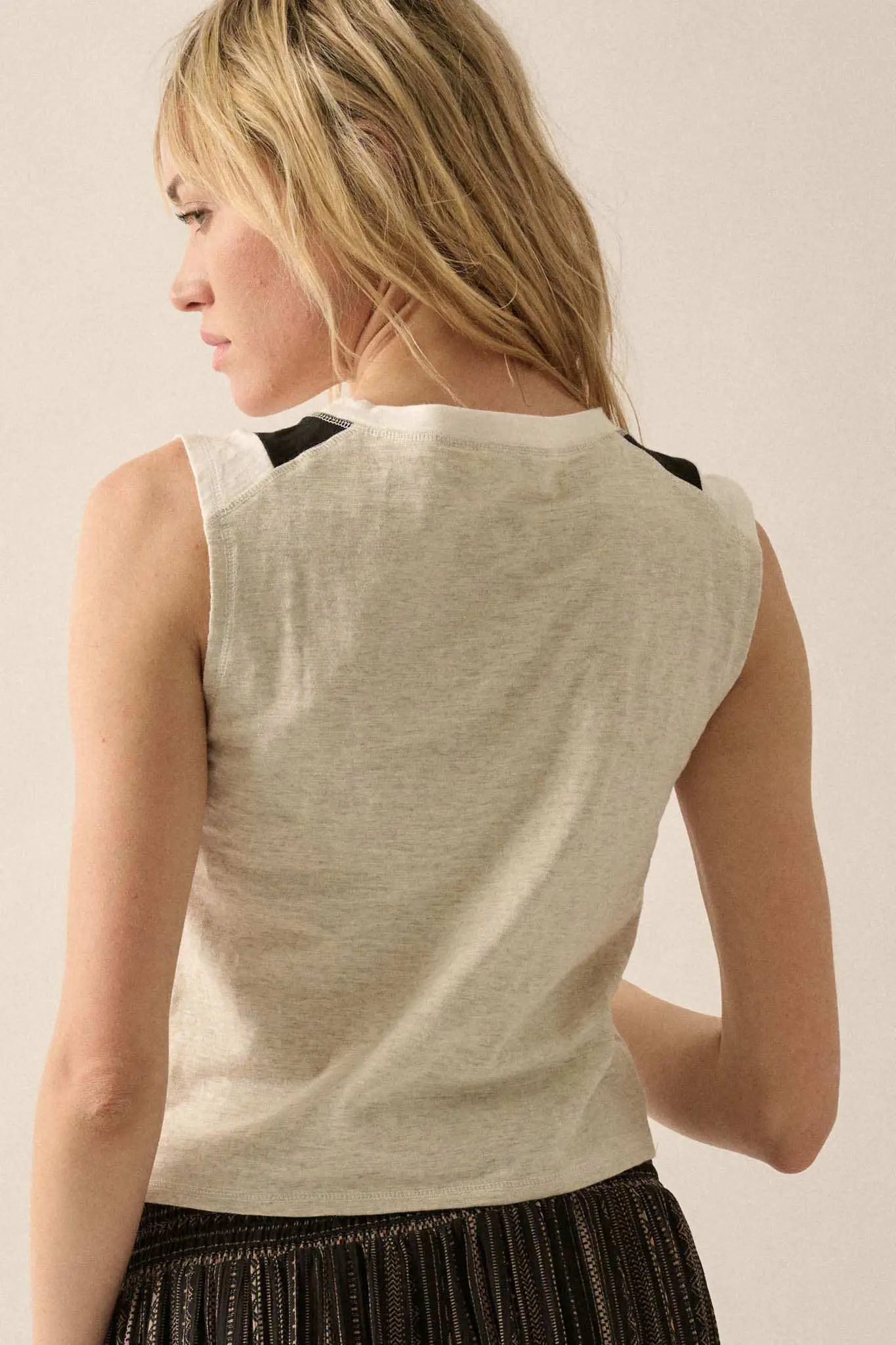 Easy Fit Colorblock Sleeveless Muscle Tee - Image 12