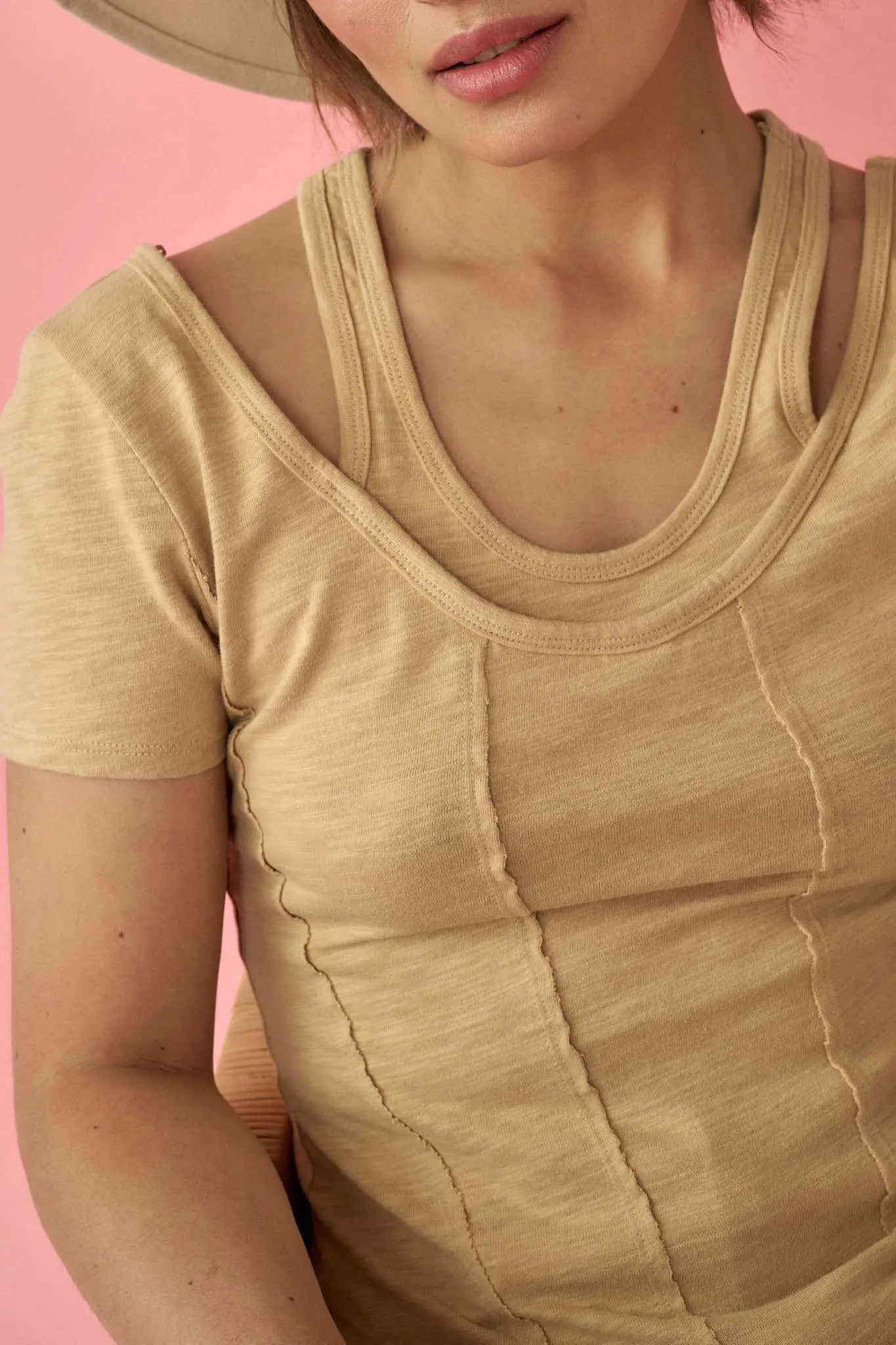 Easy Fit Exposed-Seam Cotton Slub Layered Tee - Image 8