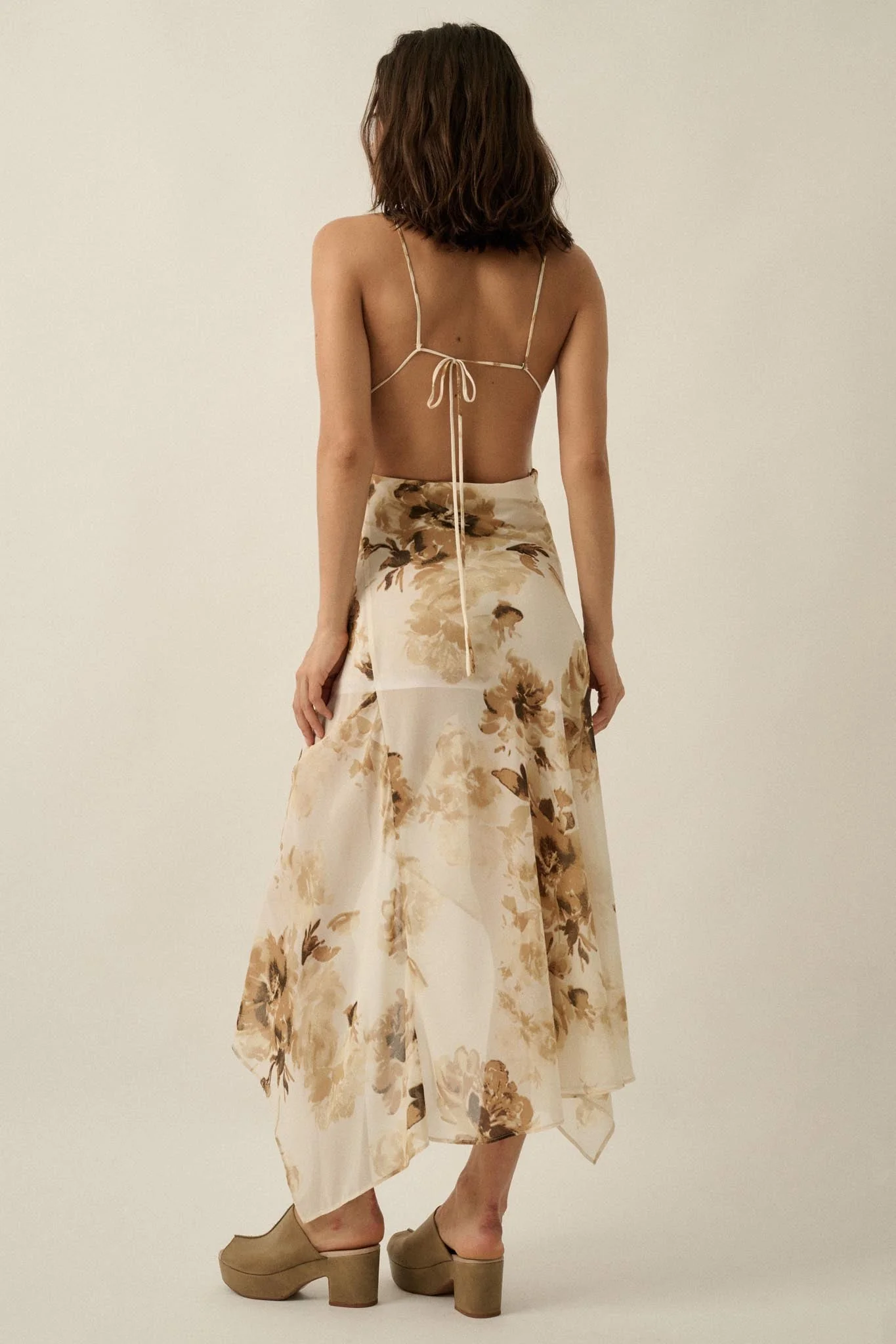 Elegant Beauty Floral Chiffon Open-Back Maxi Dress - Image 12