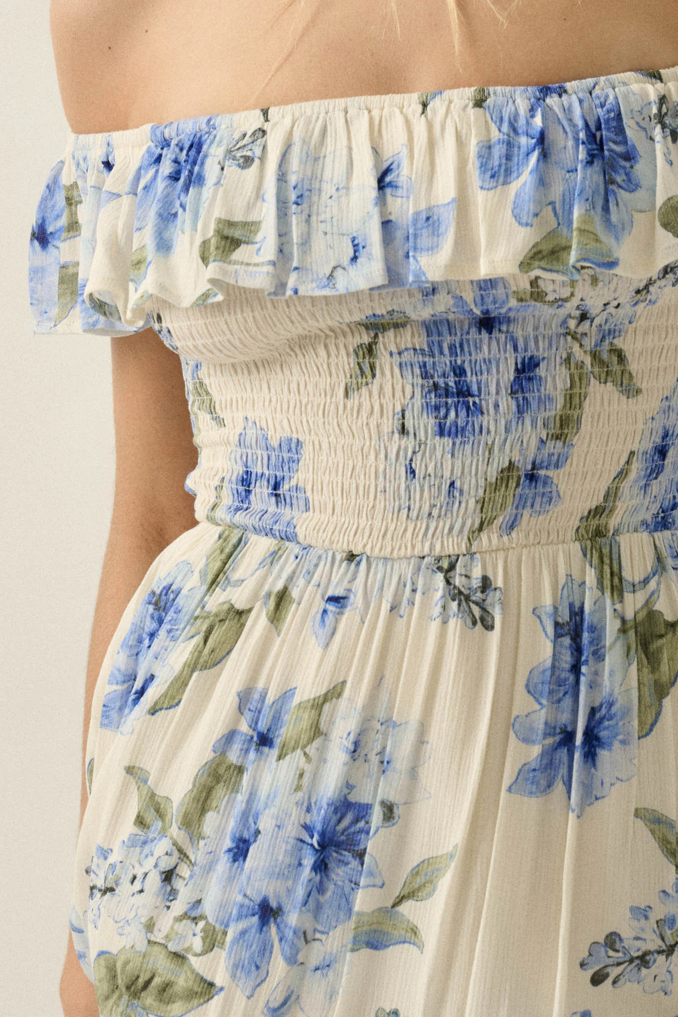 Elegant Garden Floral Smocked Off-Shoulder Maxi Dress - Image 2