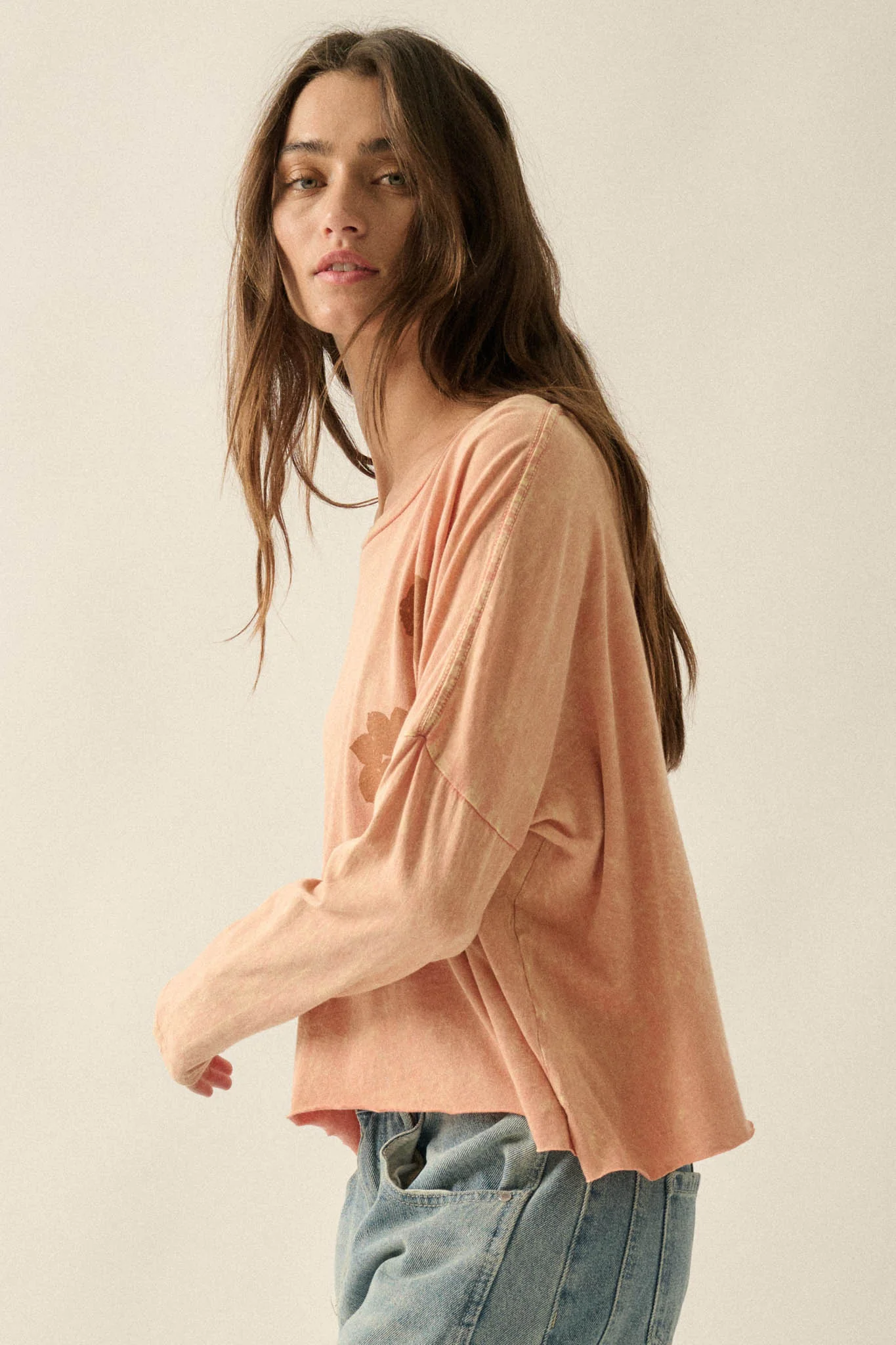 Faded Rose Long-Sleeve Cropped Graphic Tee - Image 8