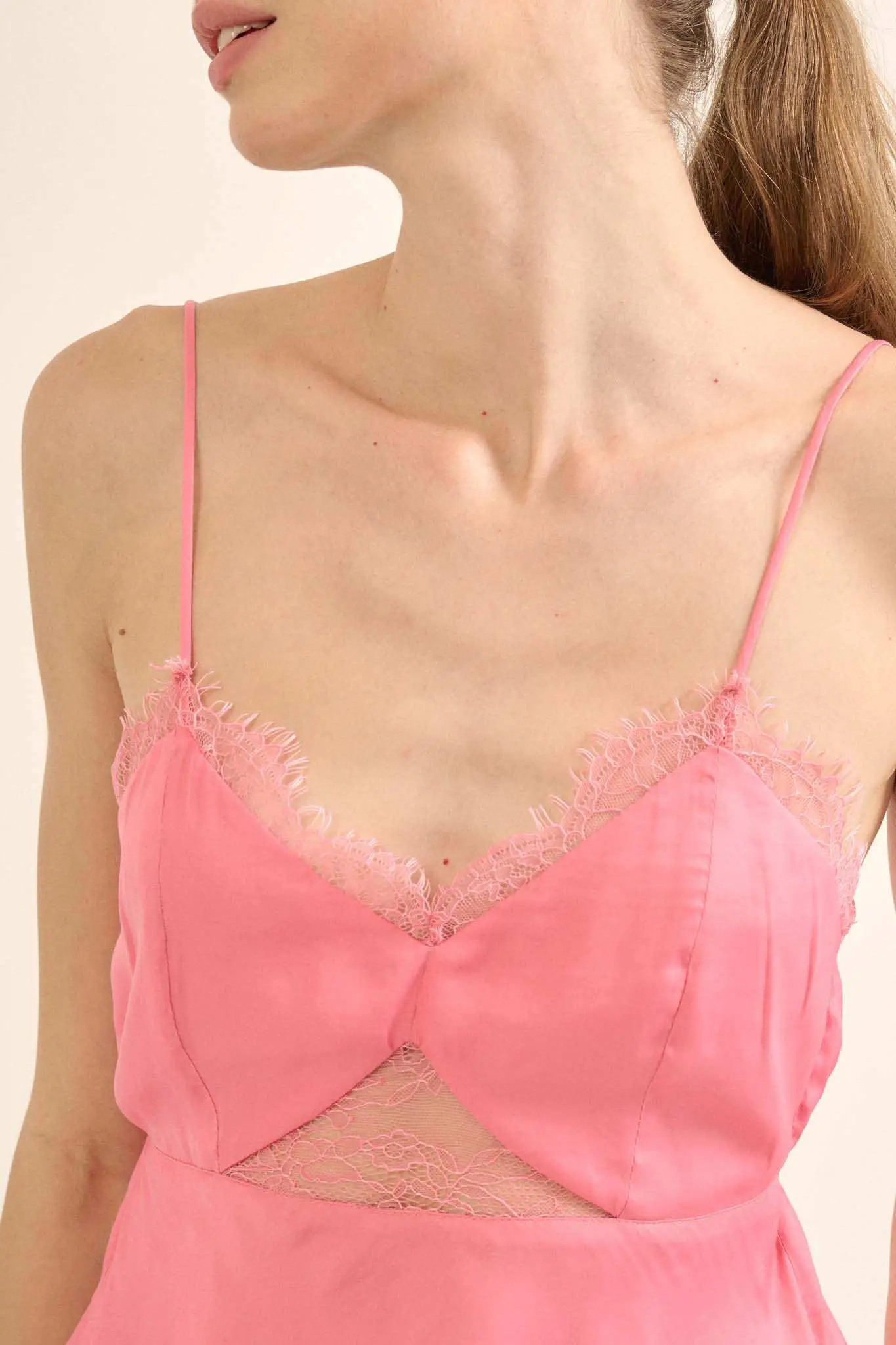 Feeling Pretty Satin and Lace Keyhole Cami Top - Image 3