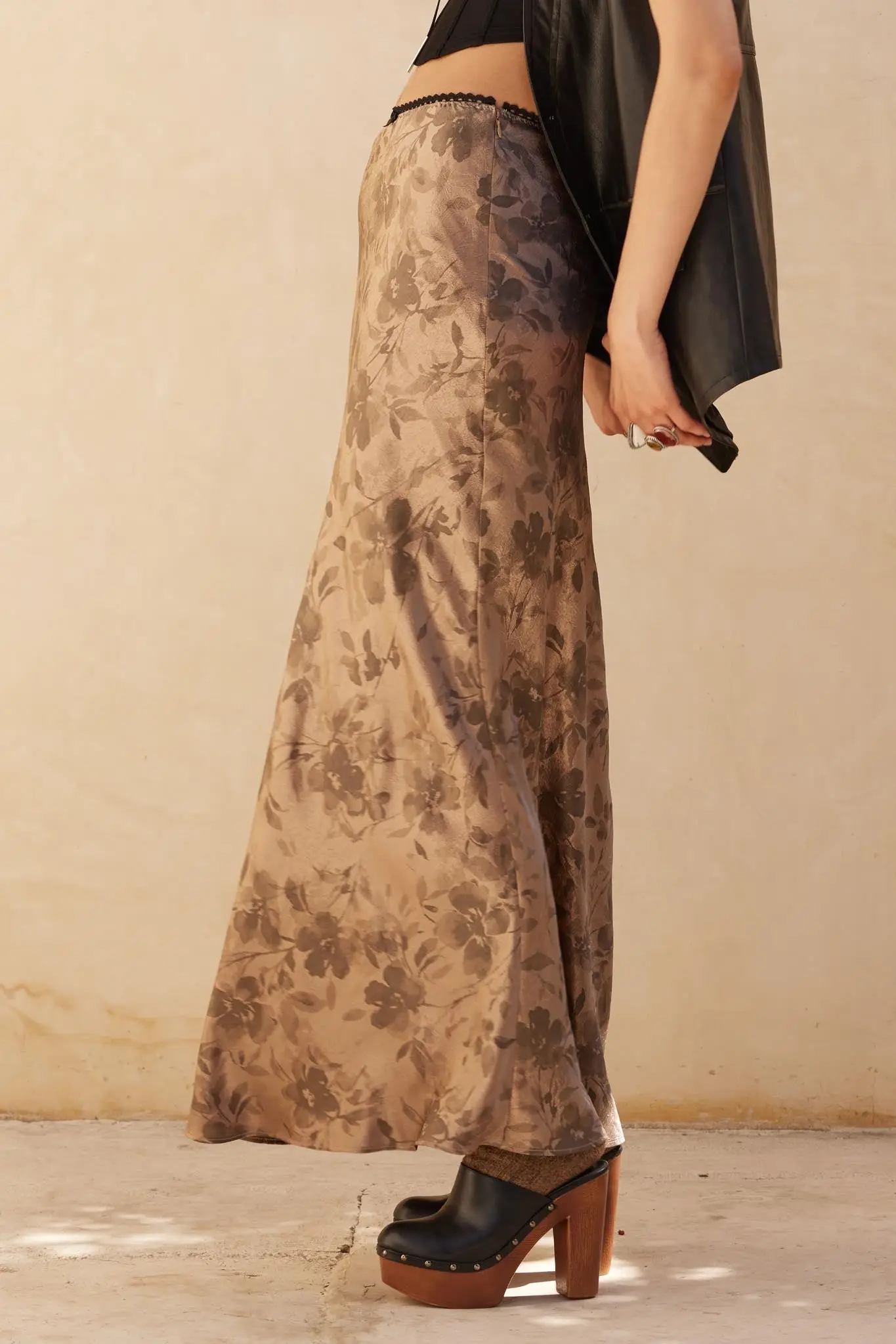 Flashy Flowers Floral Satin Maxi Skirt - Image 5