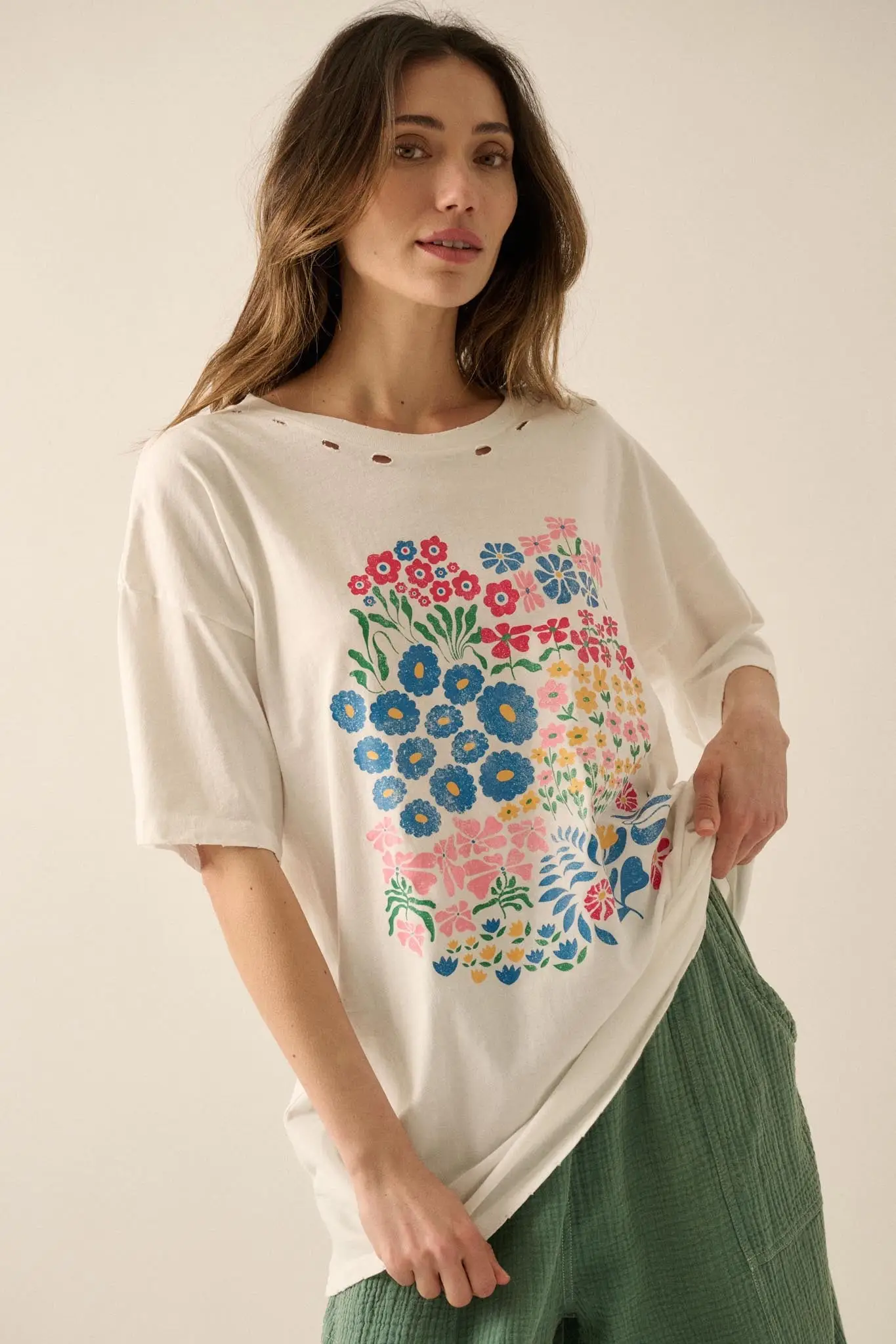 Flower Girl Distressed Oversize Floral Graphic Tee - Image 3