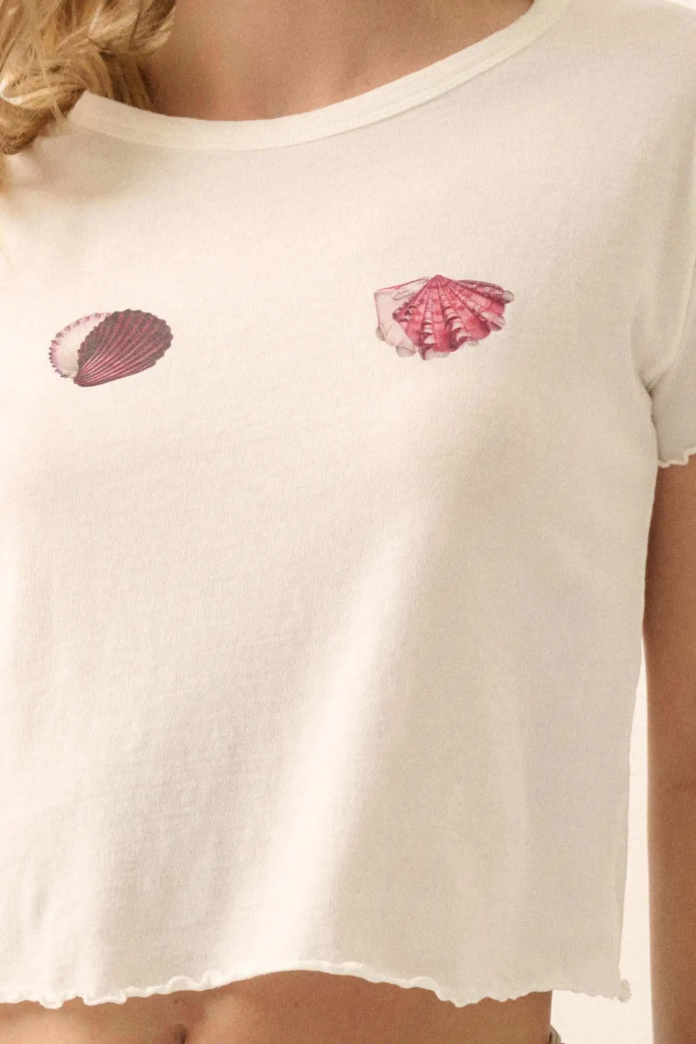 For the Shell of It Cropped Graphic Baby Tee - Image 5
