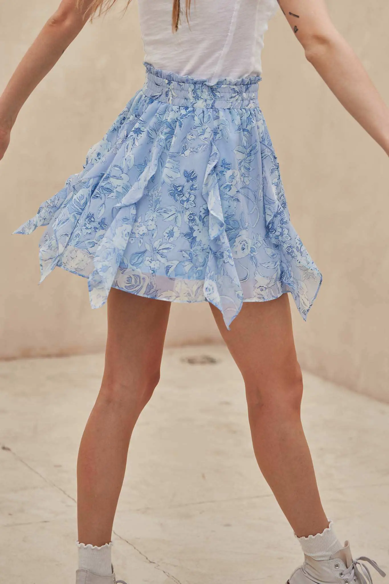 Fresh Fantasy Ruffled Floral Chiffon Mini Skirt - Image 6