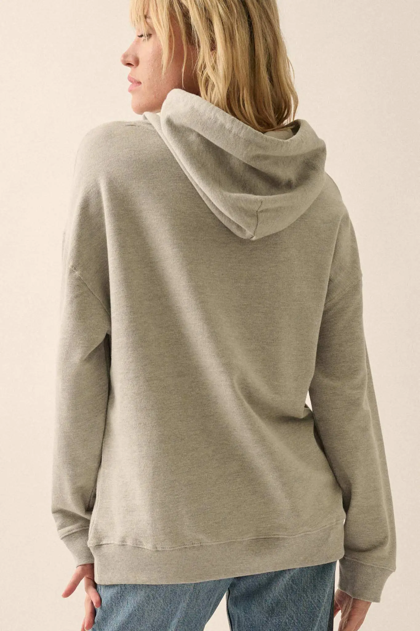 Georgetown Varsity Puff-Print Graphic Hoodie - Image 5