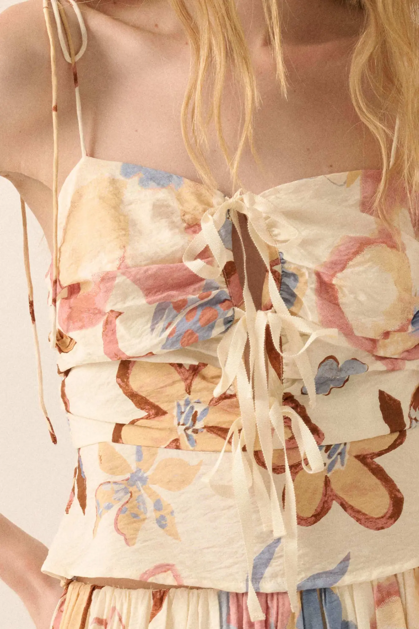 Grow On Textured Floral Cropped Tie-Front Cami Top - Image 12