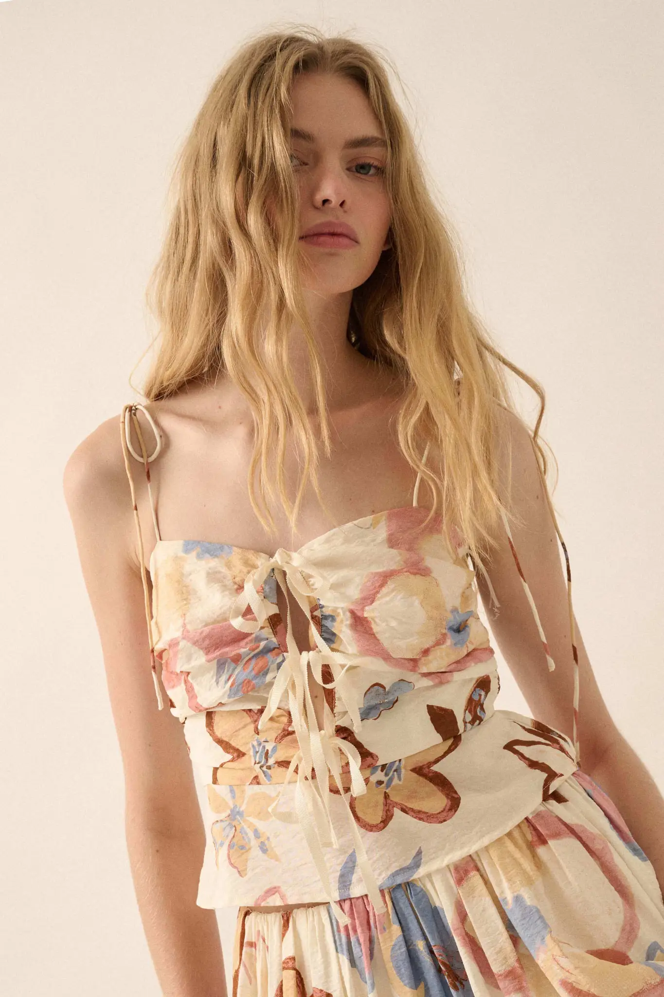 Grow On Textured Floral Cropped Tie-Front Cami Top - Image 15