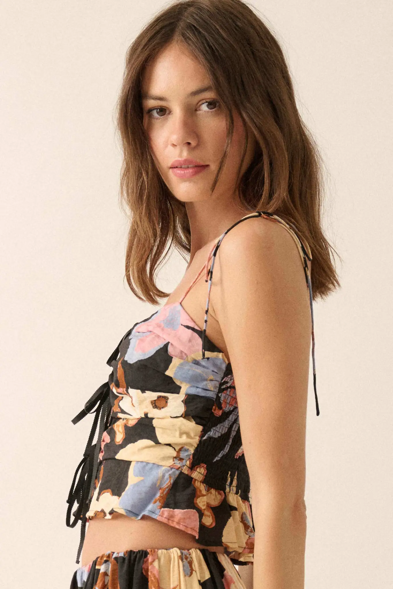 Grow On Textured Floral Cropped Tie-Front Cami Top - Image 9