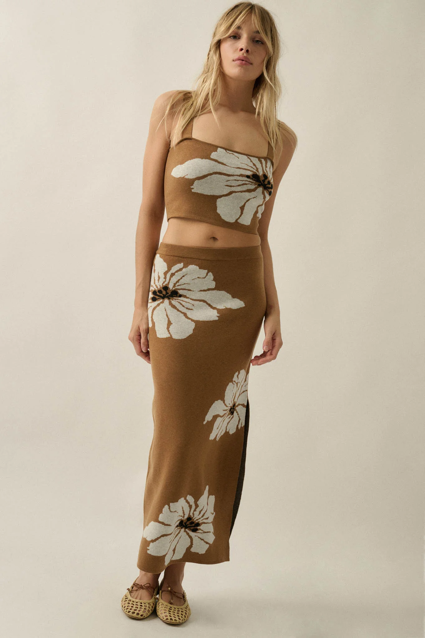 Hibiscus Blooms Floral Jacquard-Knit Maxi Skirt - Image 11