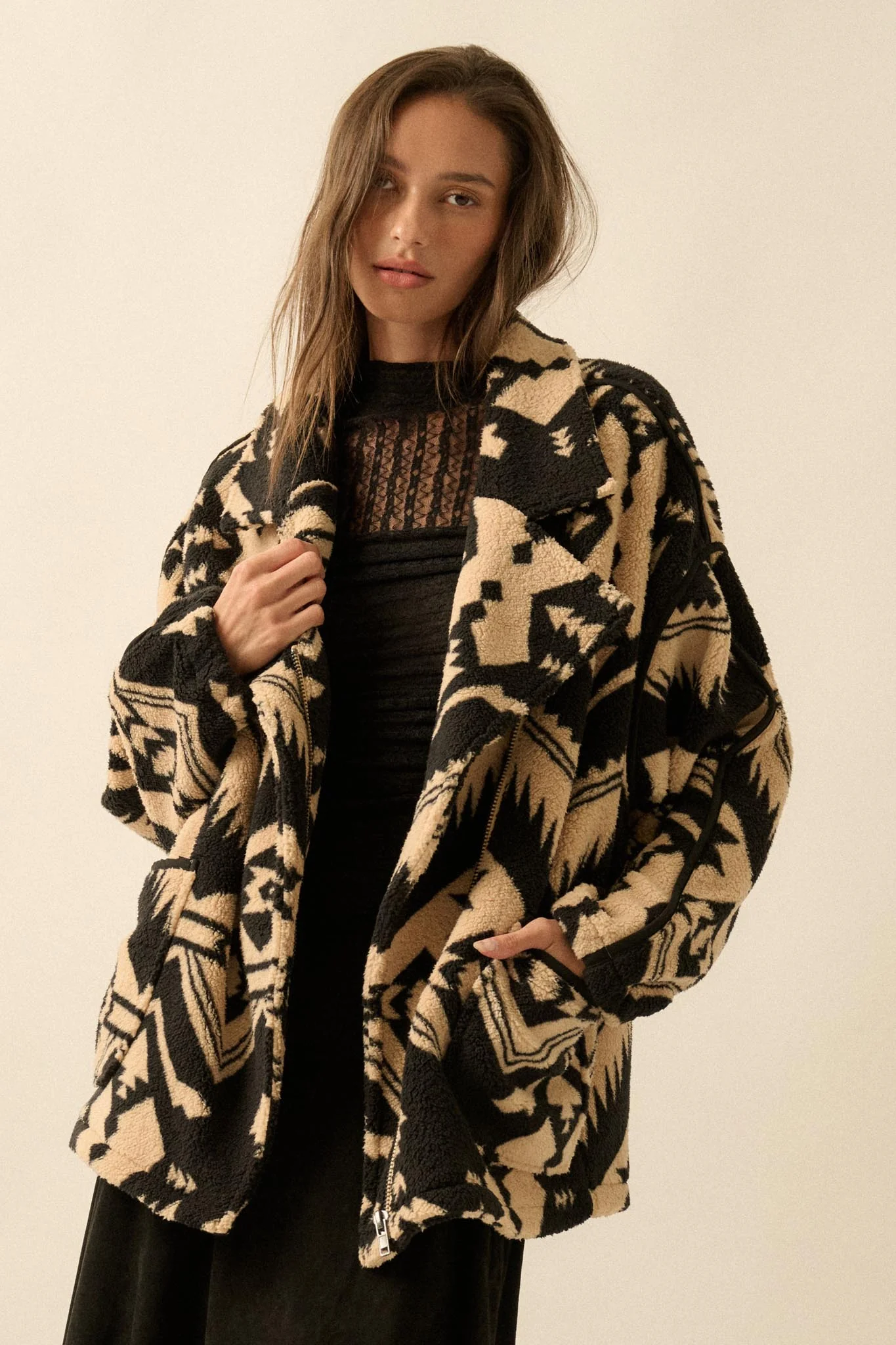 High Plains Geometric-Print Fleece Lapel Jacket - Image 4