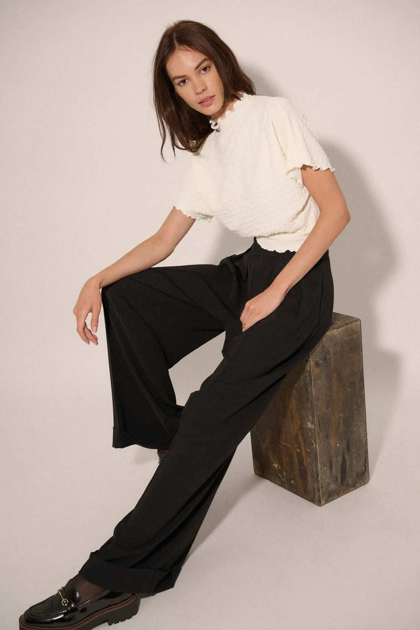 Hit Your Stride Pleat-Front Cuffed Wide-Leg Pants - Image 10
