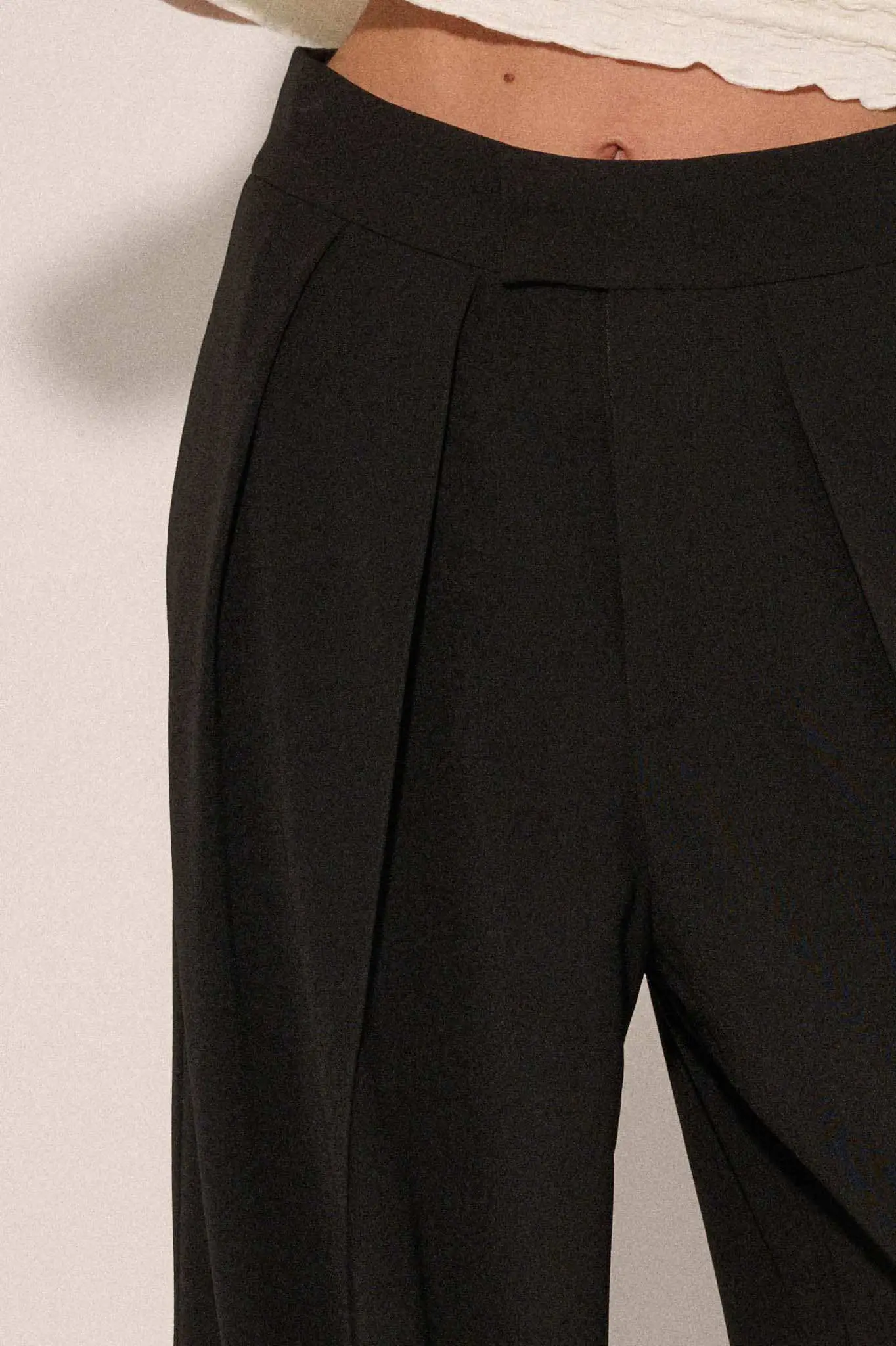 Hit Your Stride Pleat-Front Cuffed Wide-Leg Pants - Image 9