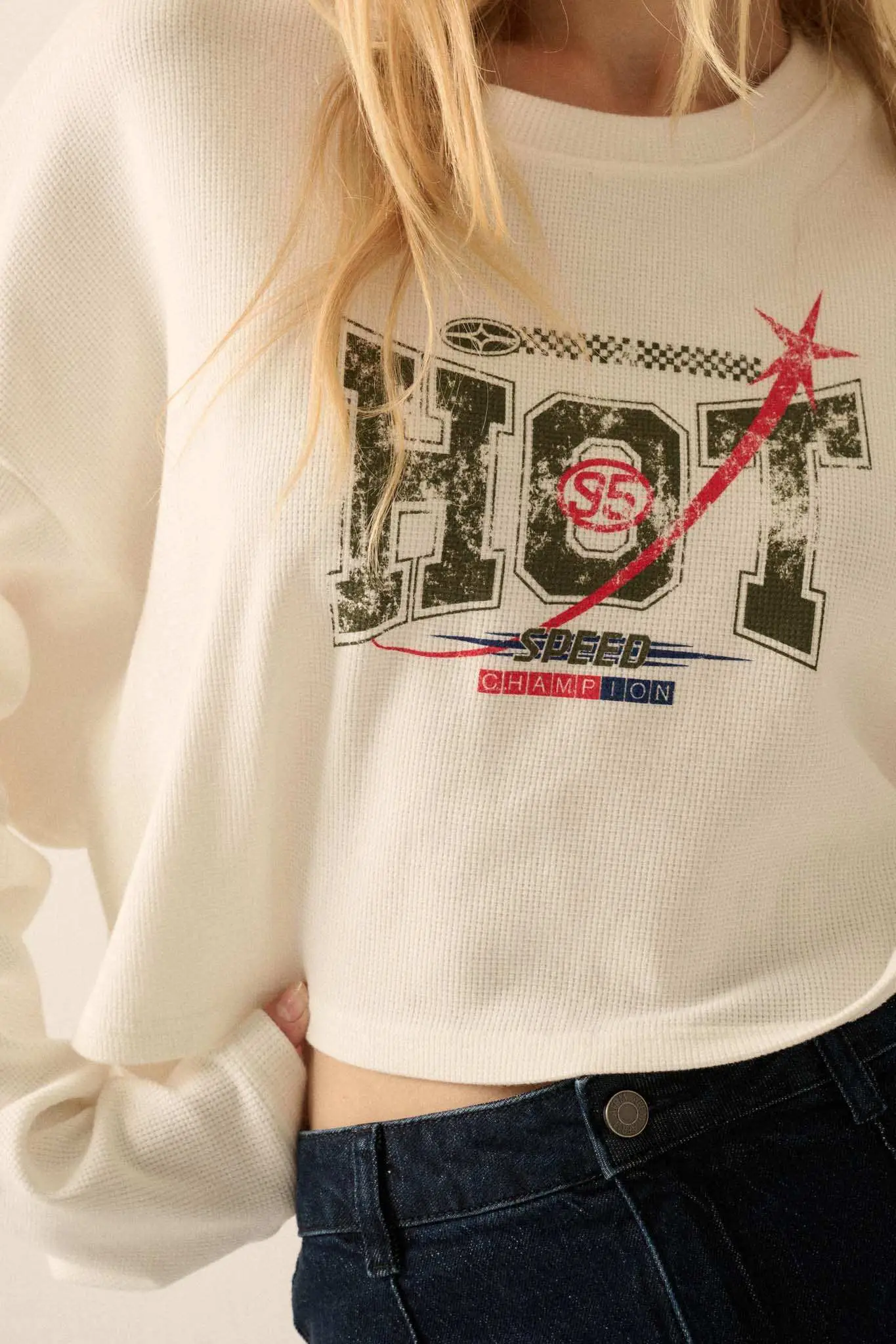 Hot 95 Racing Cropped Thermal Graphic Top - Image 2
