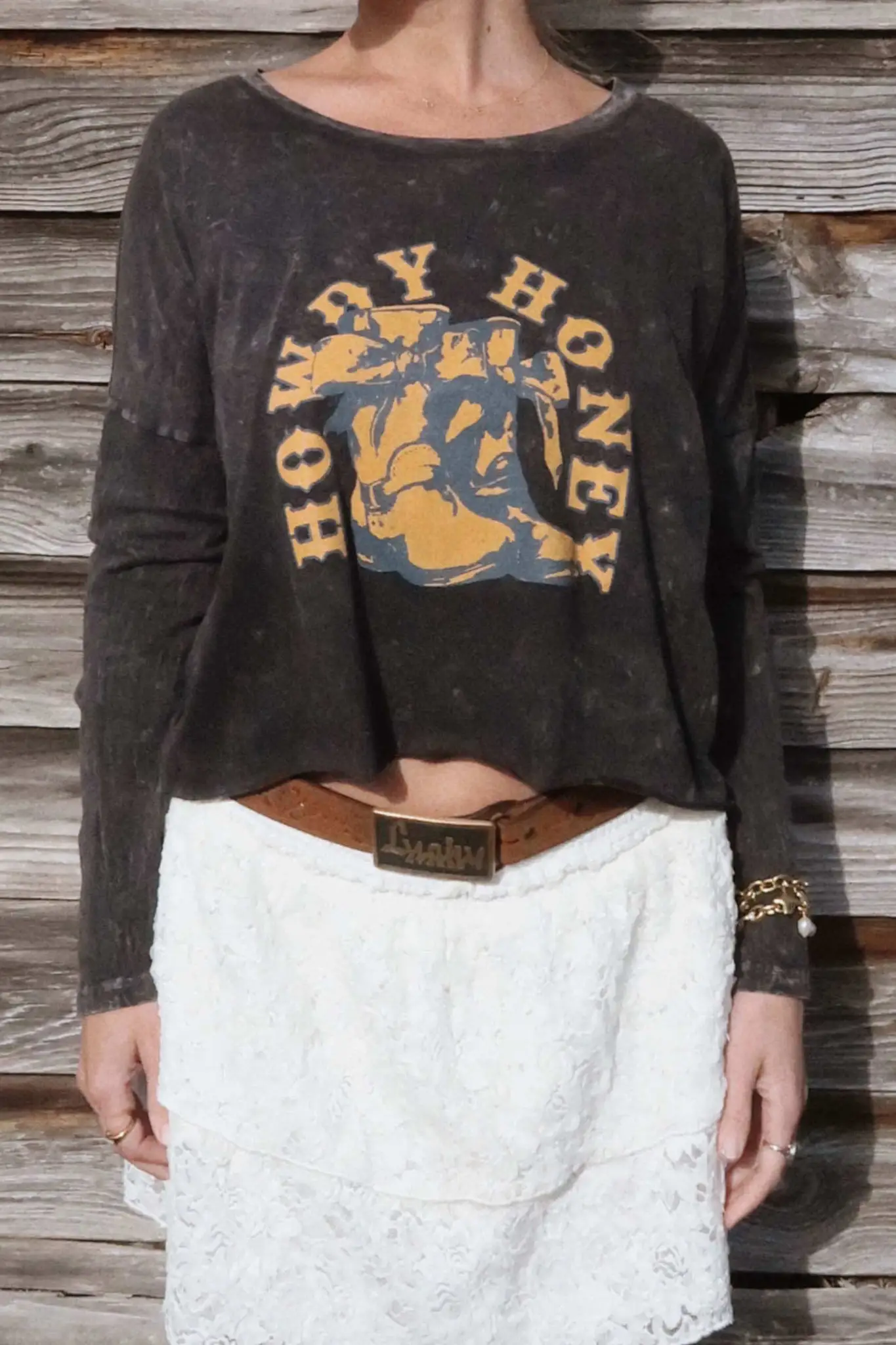 Howdy Honey Cropped Long-Sleeve Graphic Tee - Image 2
