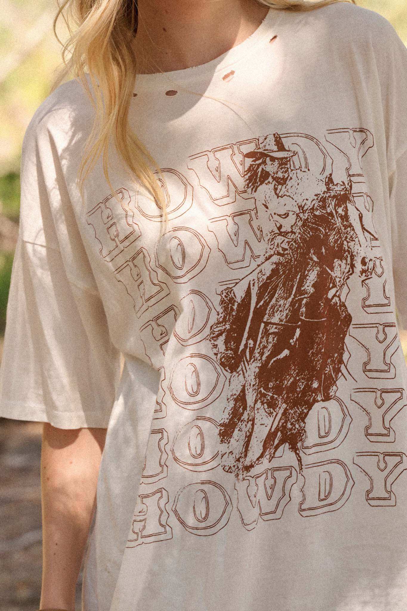 Howdy Rodeo Distressed Oversize Graphic Tee - Image 2